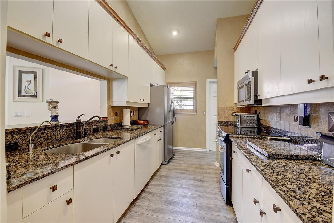 Cascade Lakes - Residential
