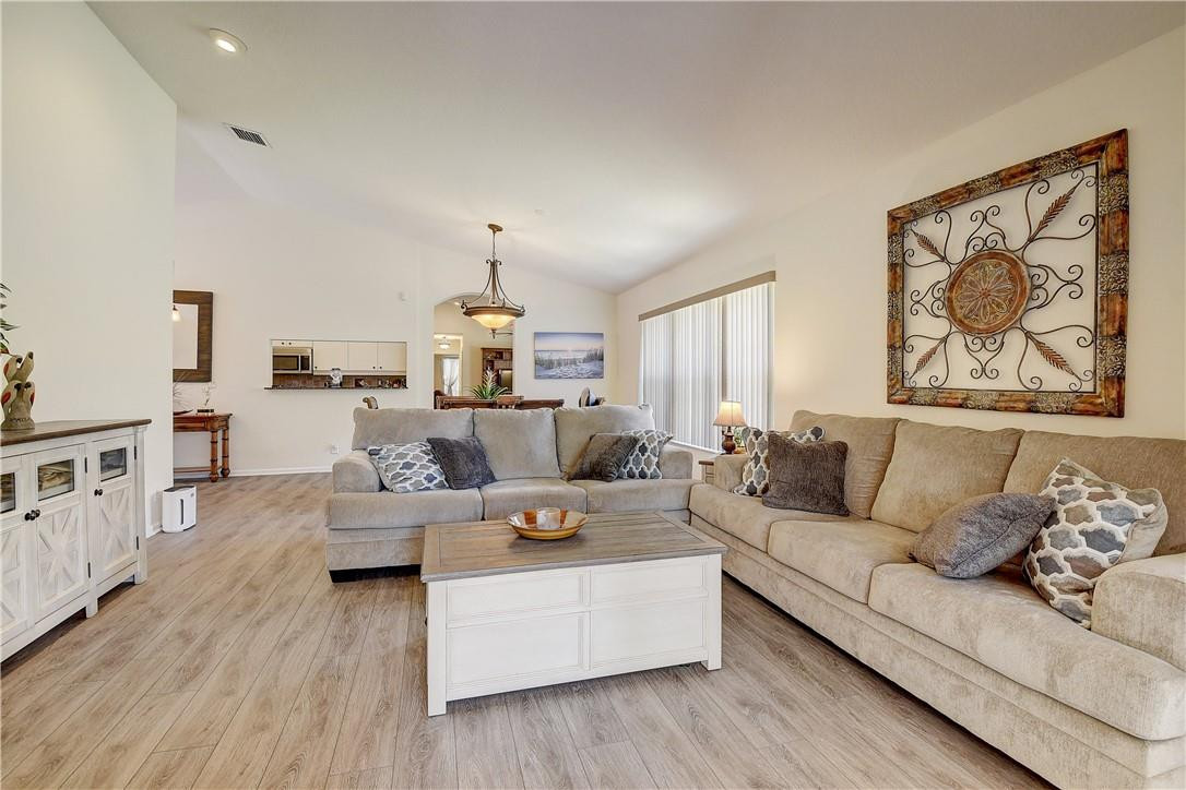 Cascade Lakes - Residential