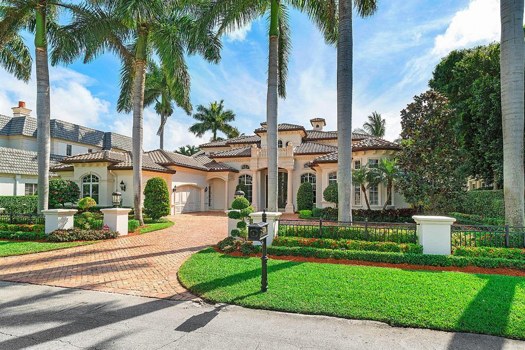 ROYAL PALM YACHT & COUNTRY CLUB - Residential