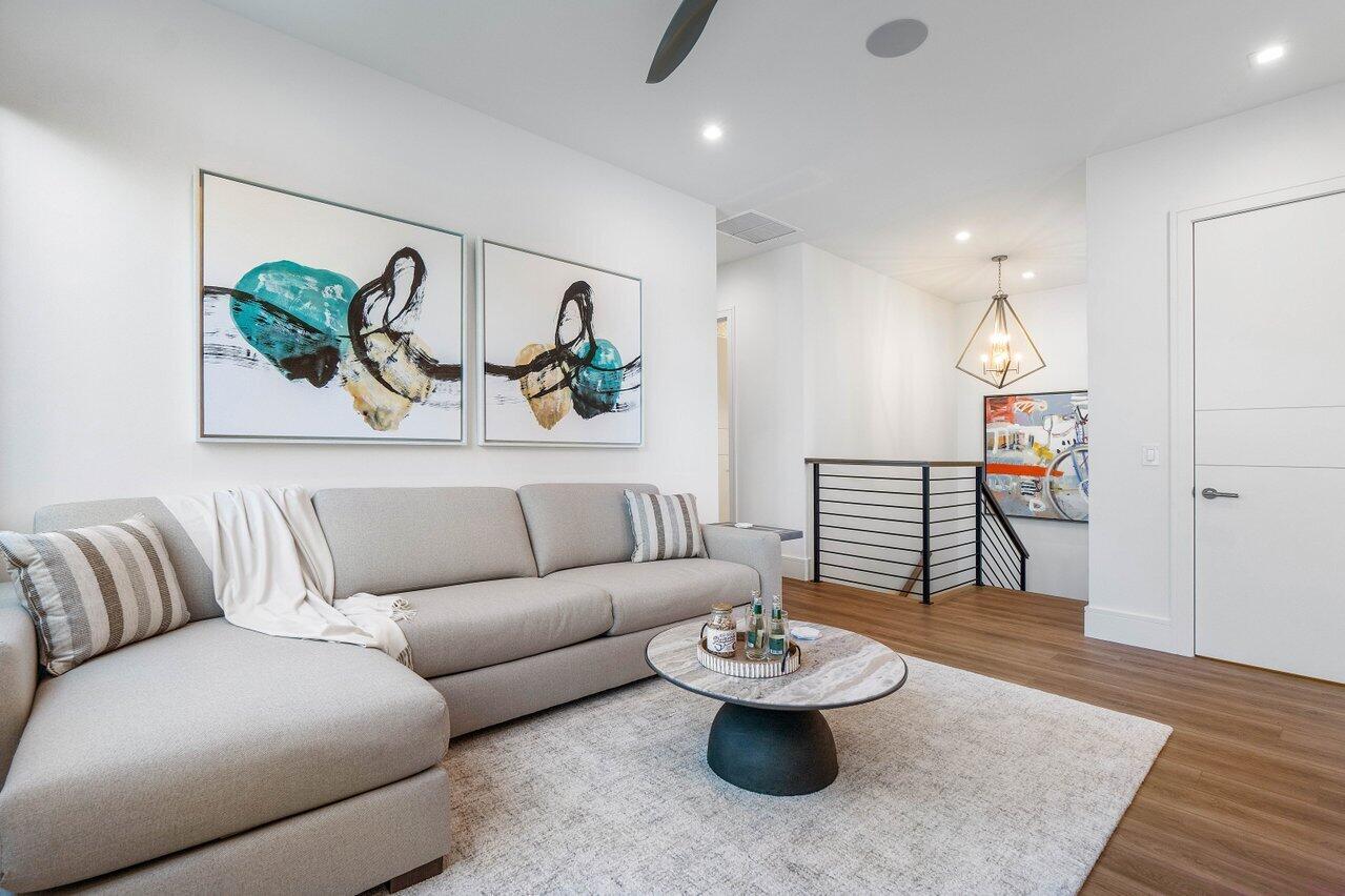 BOCA RATON RIVIERA UNIT B IN - Residential
