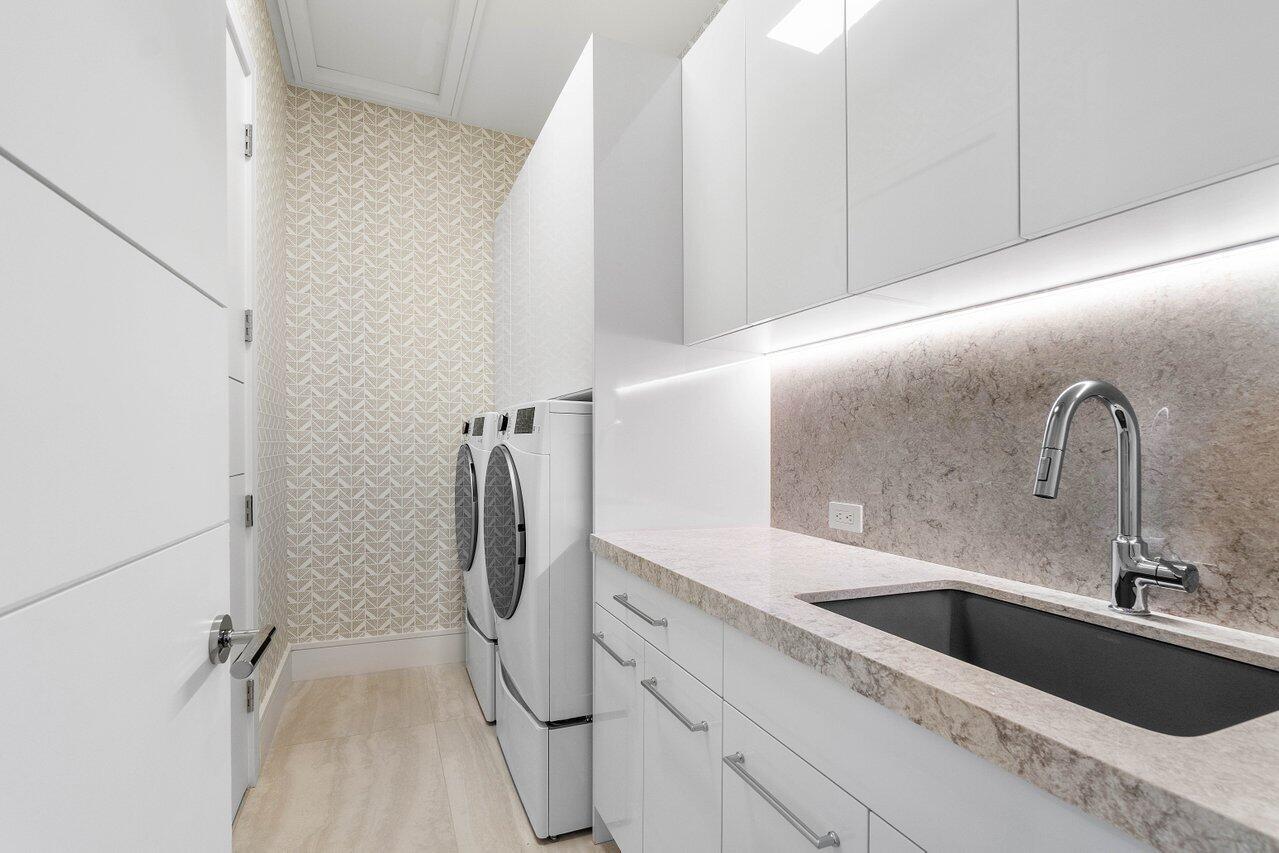 BOCA RATON RIVIERA UNIT B IN - Residential