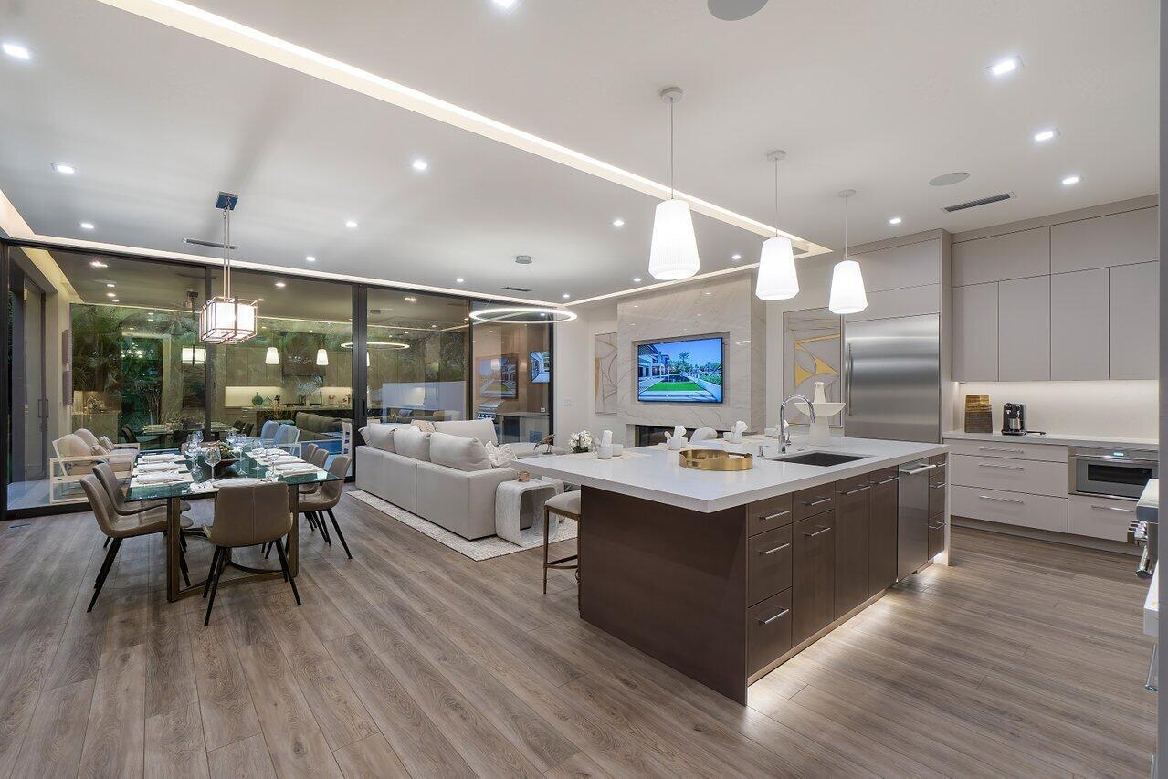 BOCA RATON RIVIERA UNIT B IN - Residential