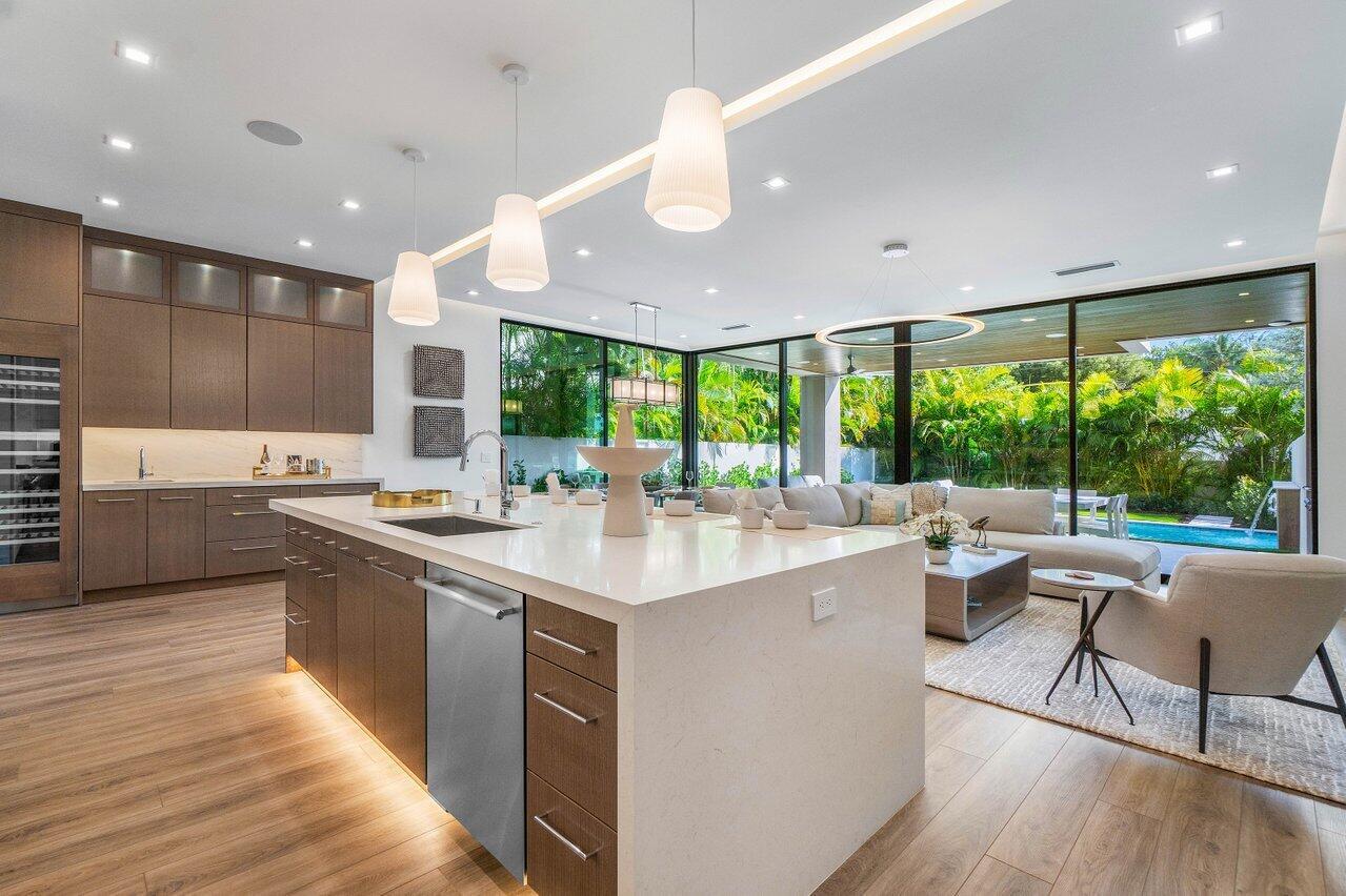 BOCA RATON RIVIERA UNIT B IN - Residential