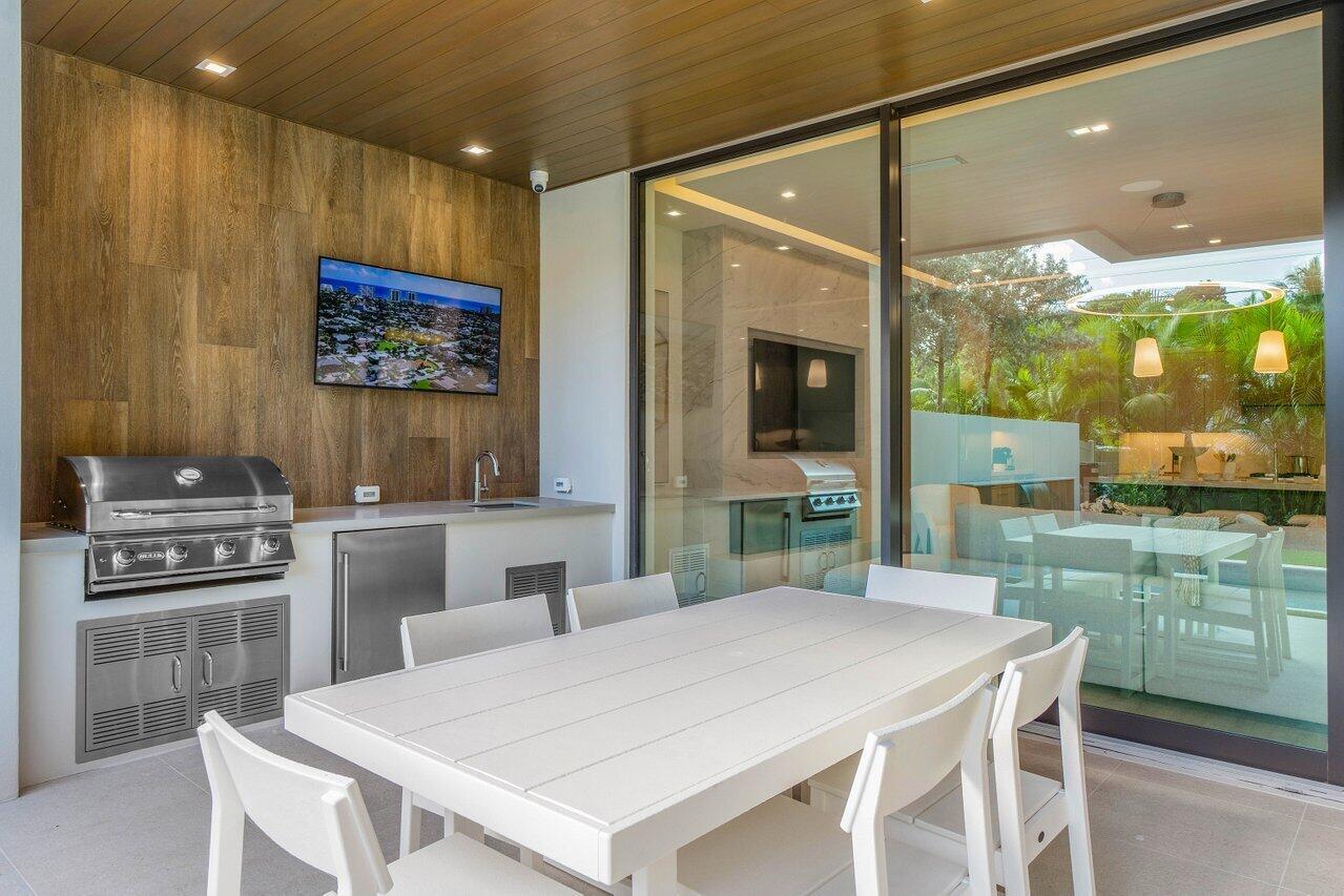 BOCA RATON RIVIERA UNIT B IN - Residential