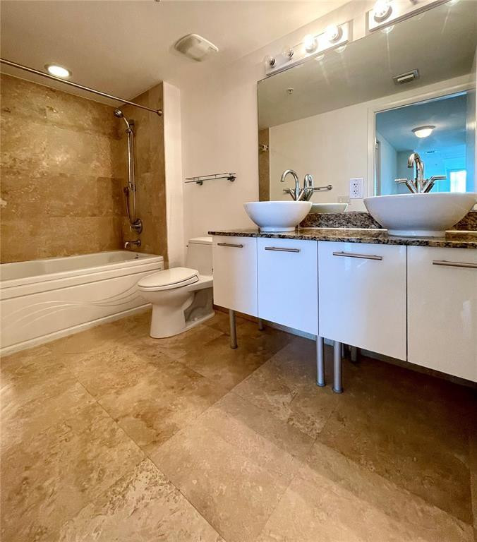 BRICKELL ON THE RIVER S TWR CONDO - Residential Lease
