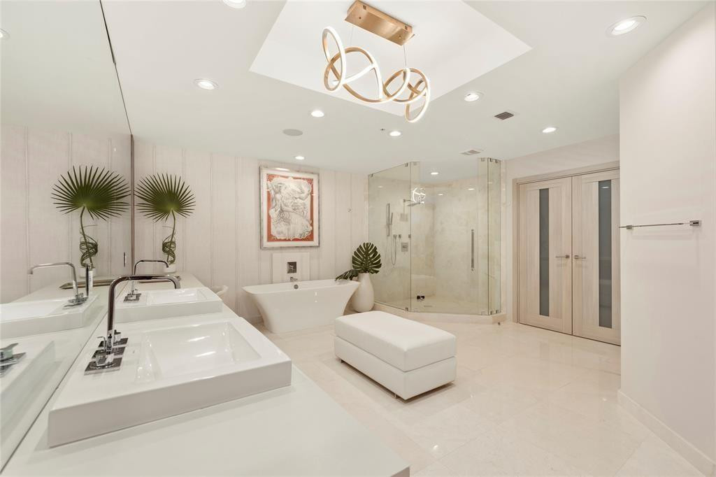MARINA PALMS RESIDENCES N - Residential