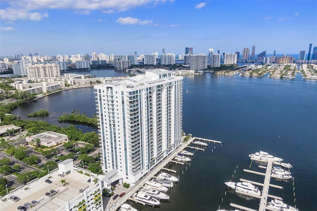 MARINA PALMS RESIDENCES N - Residential