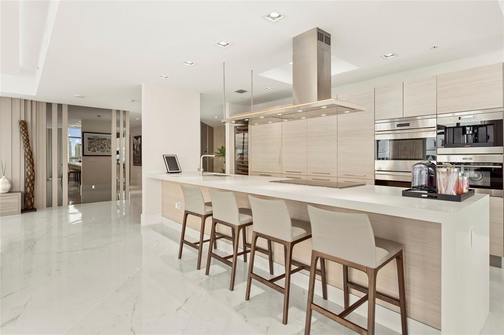 MARINA PALMS RESIDENCES N - Residential
