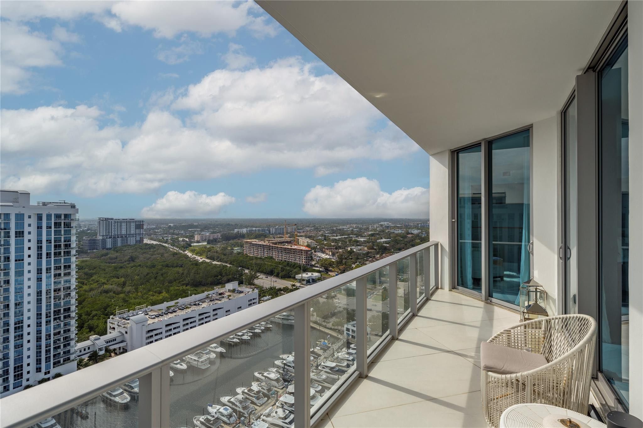 MARINA PALMS RESIDENCES N - Residential