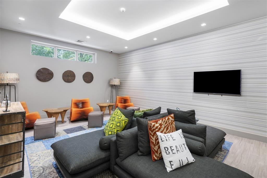 MARINA PALMS RESIDENCES N - Residential