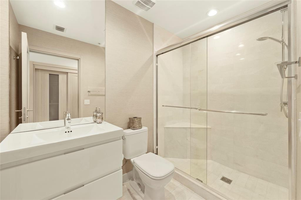 MARINA PALMS RESIDENCES N - Residential