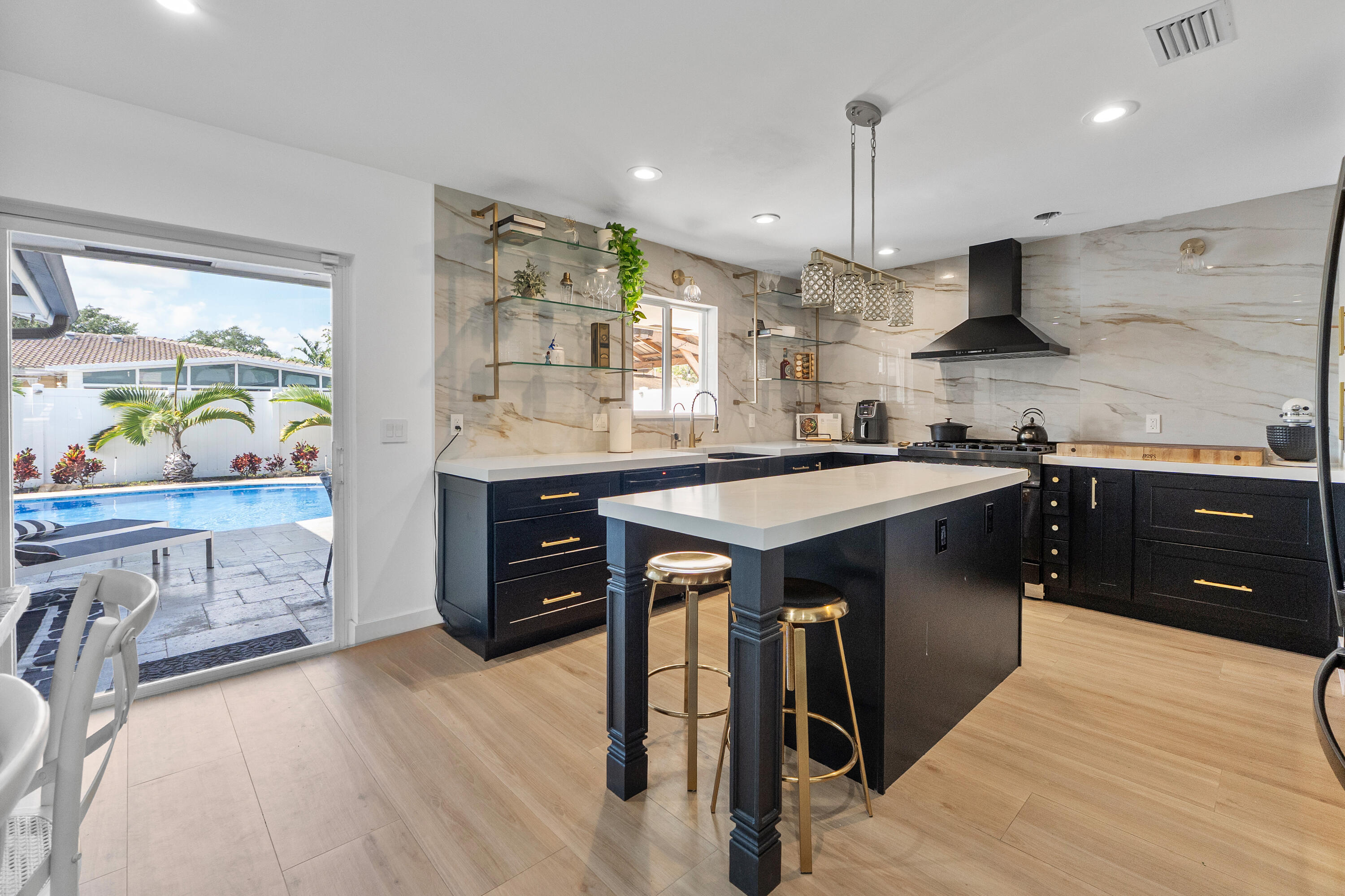 PALM-AIRE VILLAGE 2ND SEC - Residential