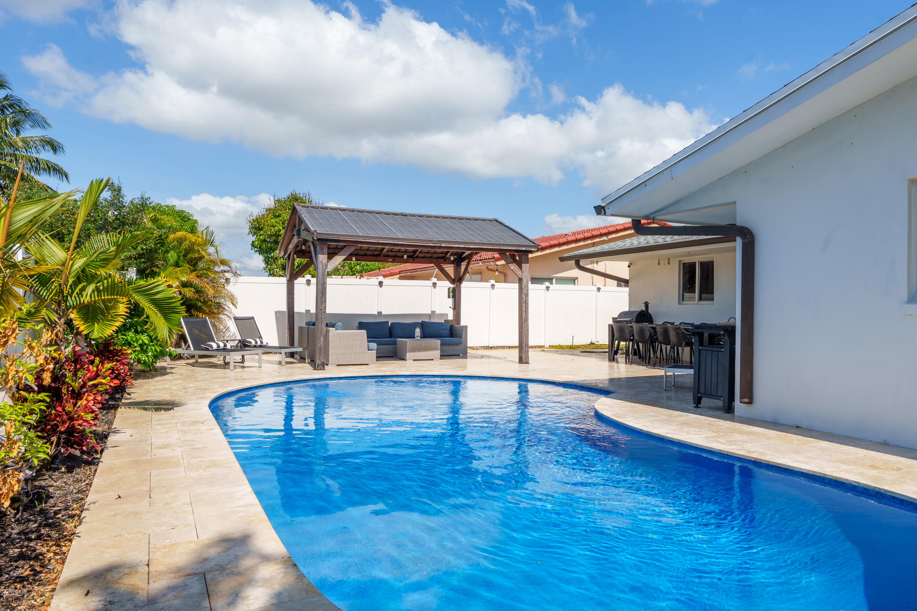 PALM-AIRE VILLAGE 2ND SEC - Residential