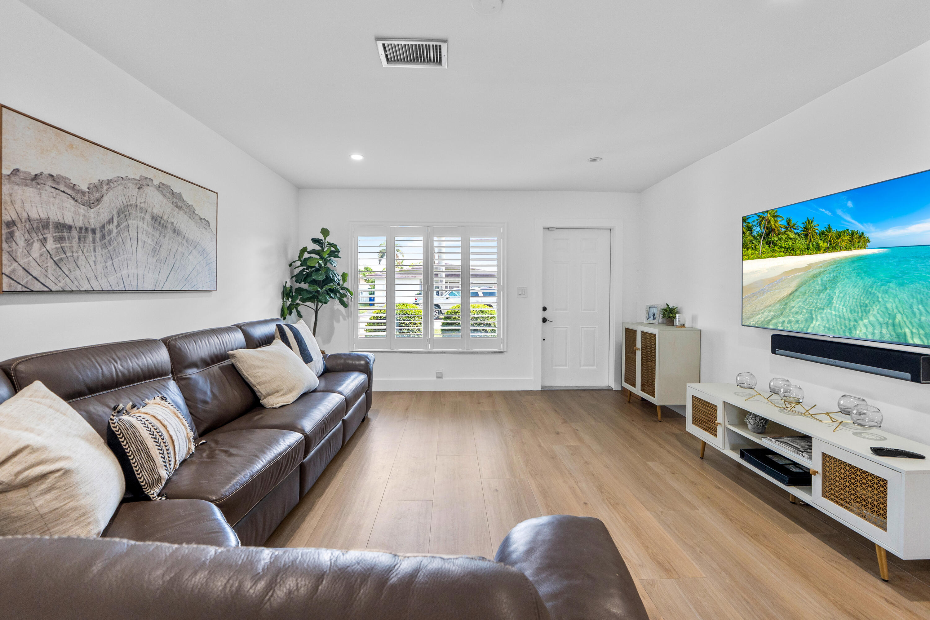 PALM-AIRE VILLAGE 2ND SEC - Residential