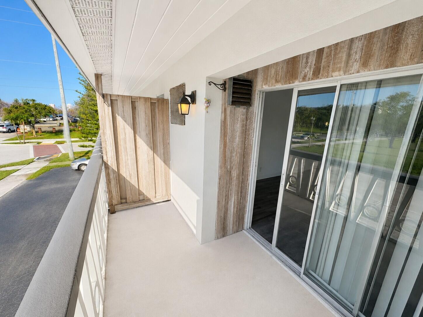 LAKE SHORE CONDO - Residential Lease
