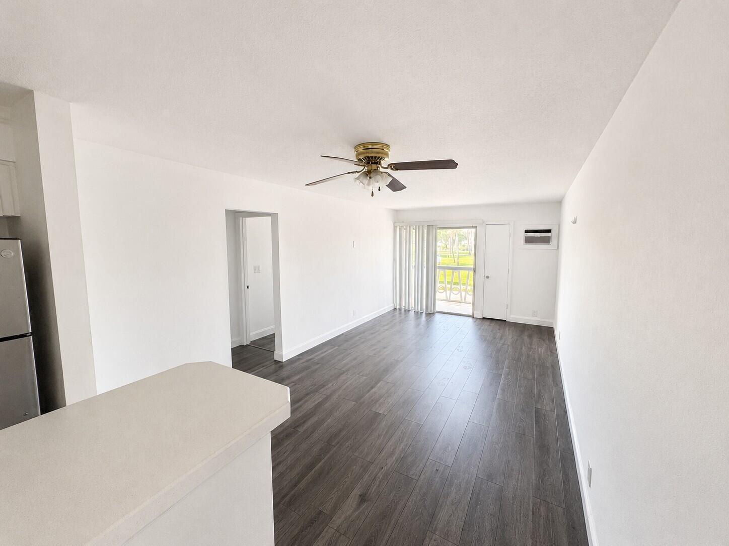 LAKE SHORE CONDO - Residential Lease