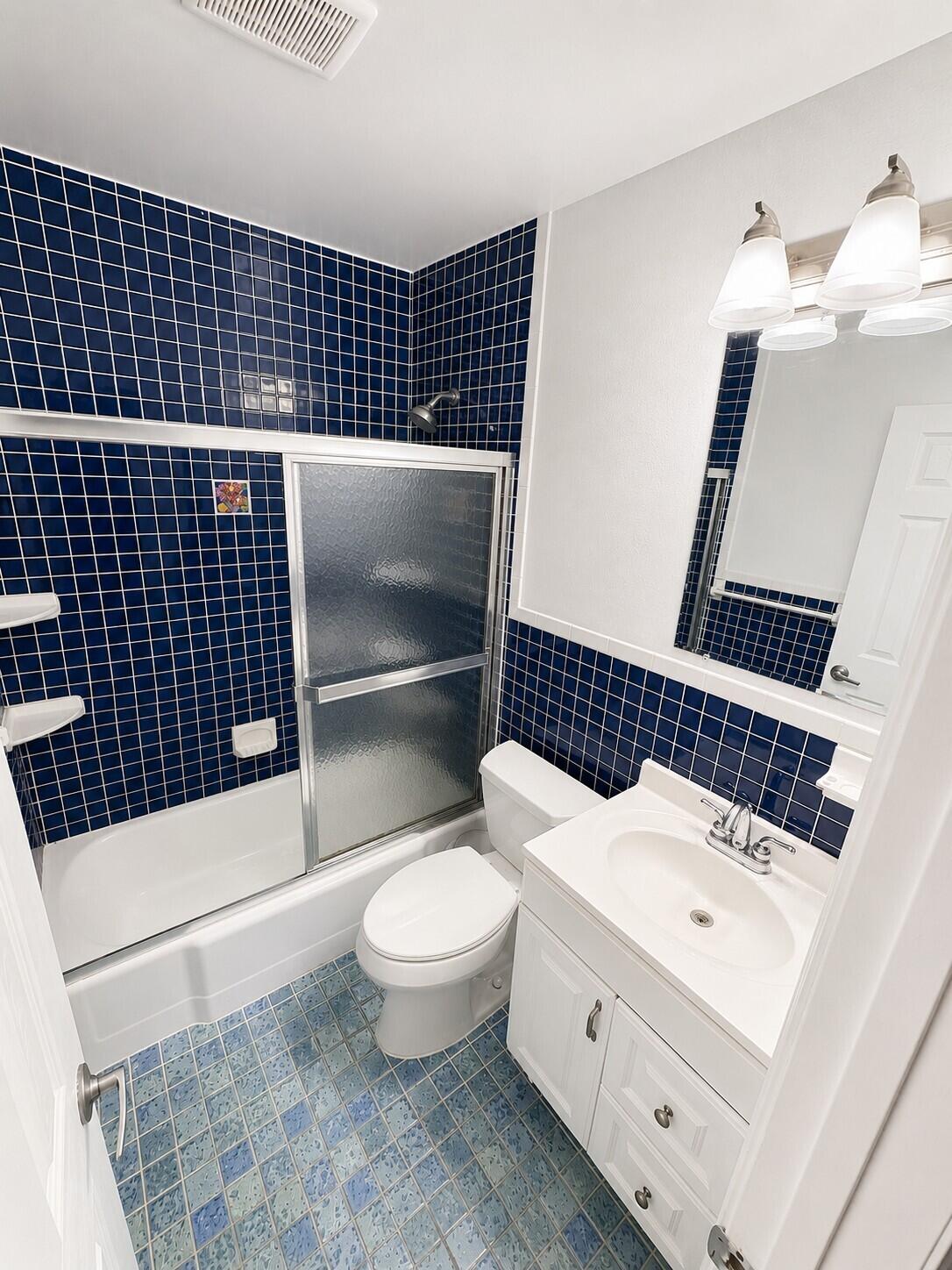 LAKE SHORE CONDO - Residential Lease