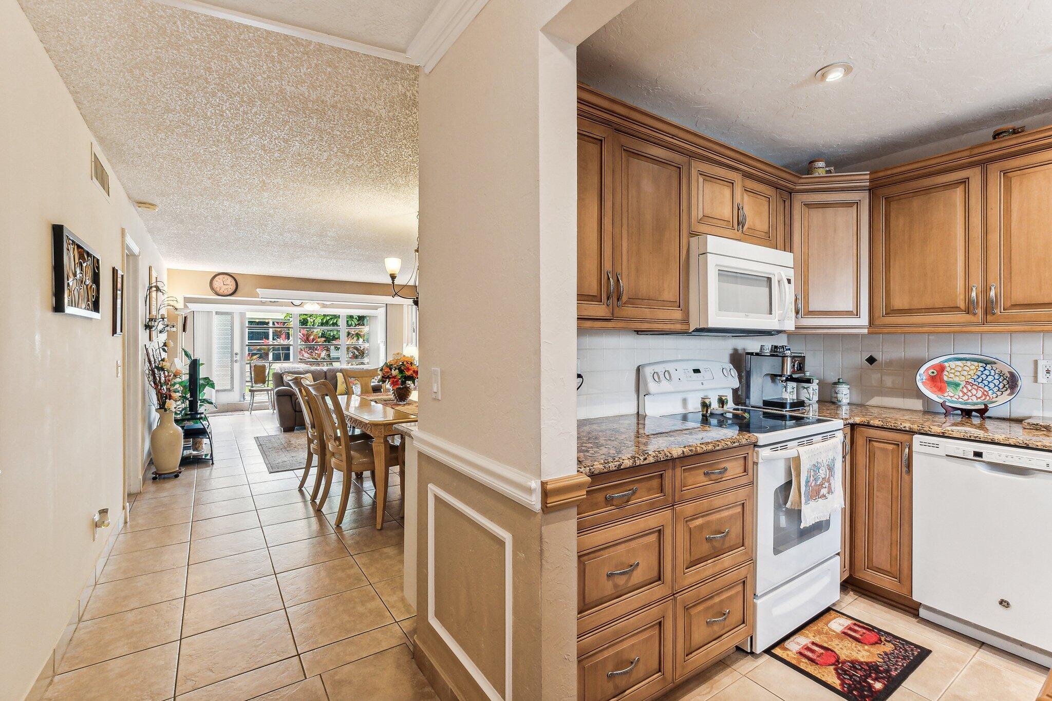 PINES OF DELRAY CONDO - Residential