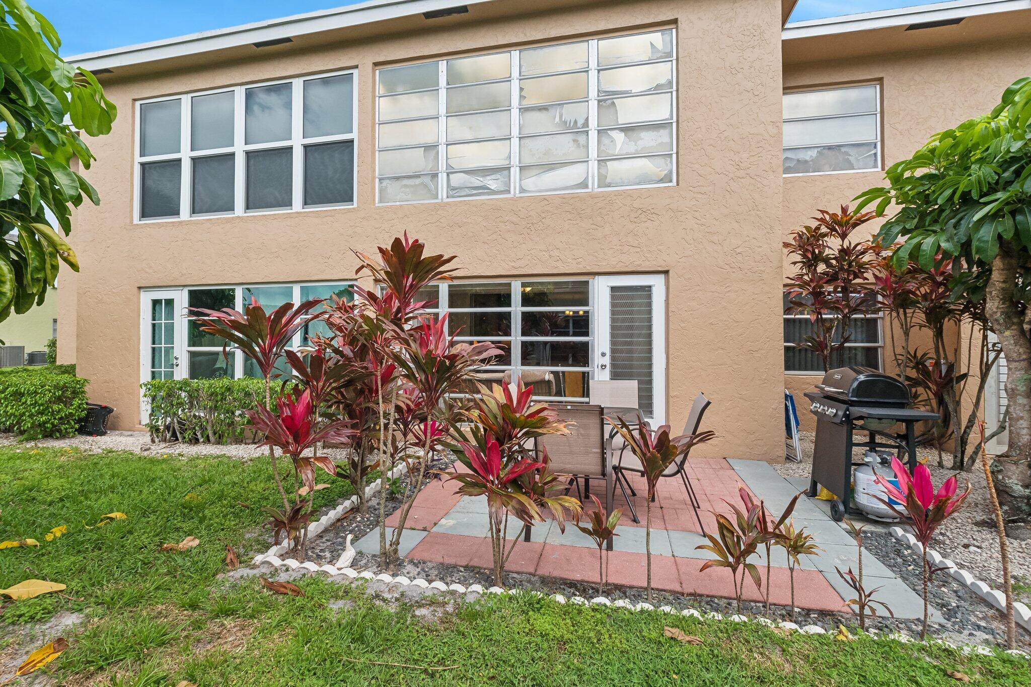 PINES OF DELRAY CONDO - Residential