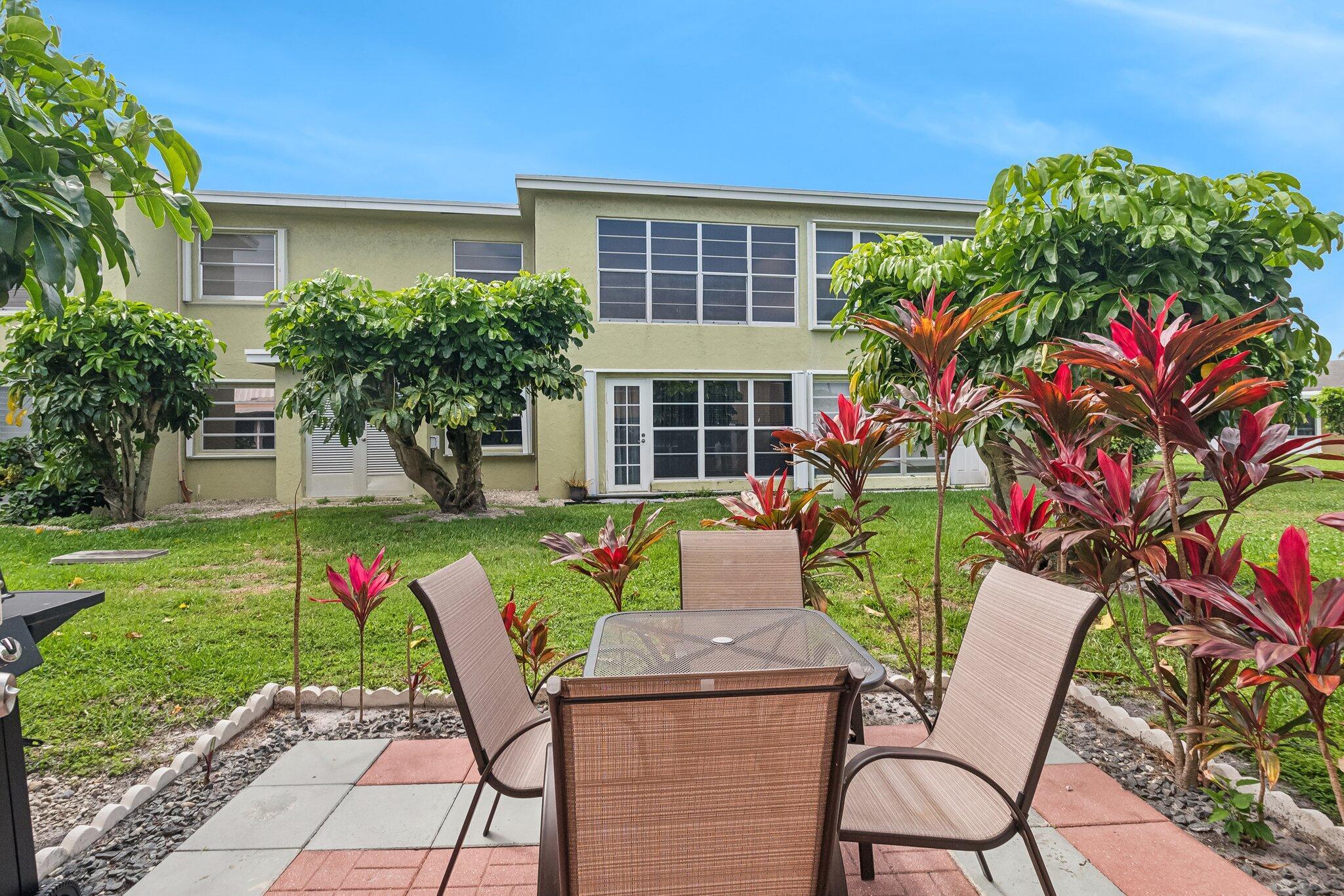 PINES OF DELRAY CONDO - Residential