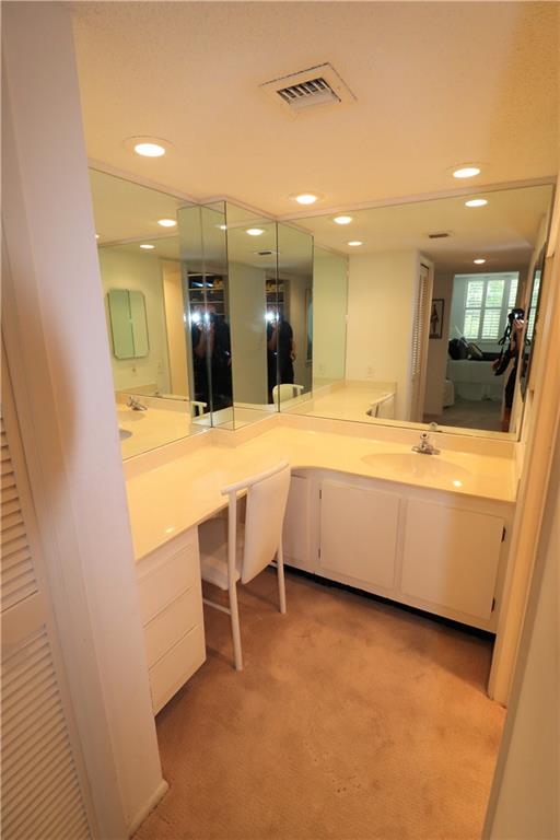 PALM AIRE COUNTRY CLUB - Residential