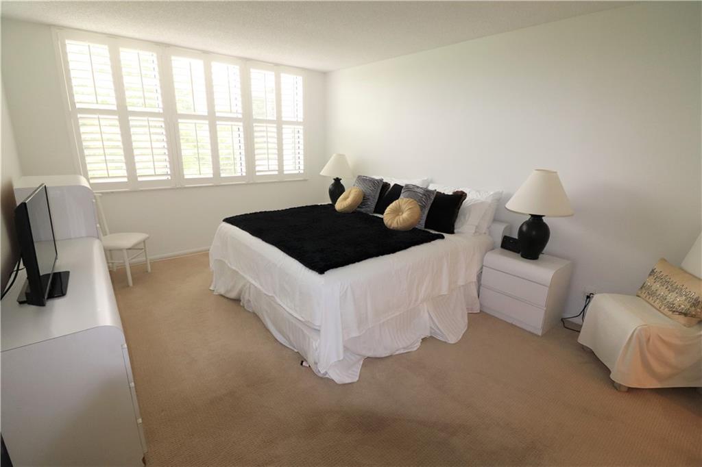 PALM AIRE COUNTRY CLUB - Residential