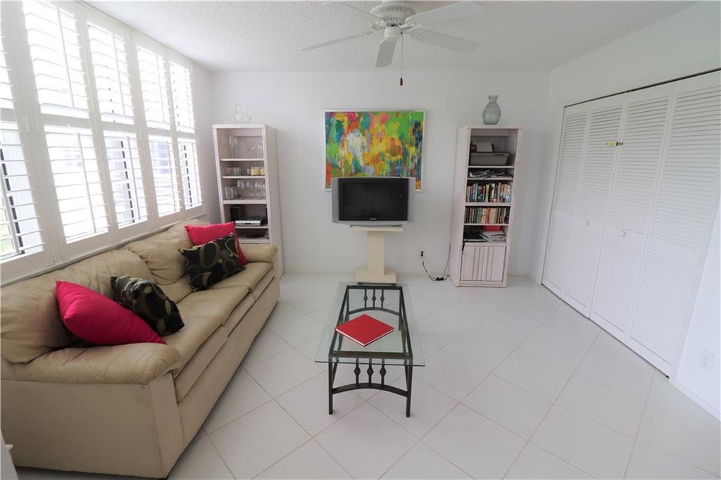 PALM AIRE COUNTRY CLUB - Residential