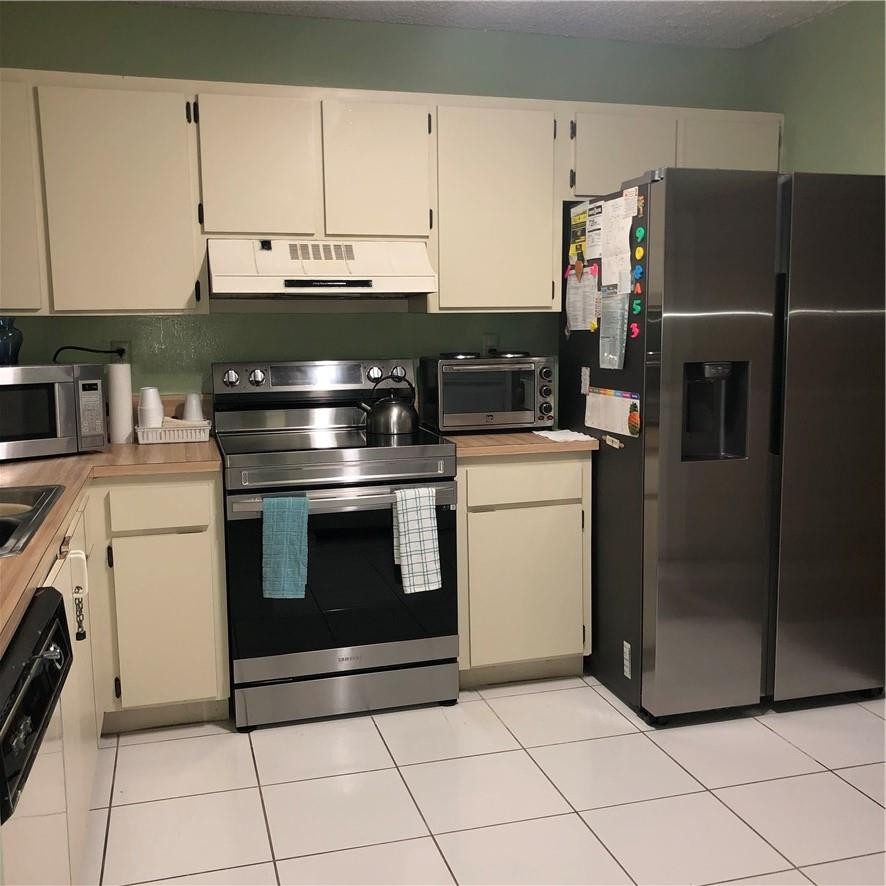 Villas at Woodland Greens - Residential
