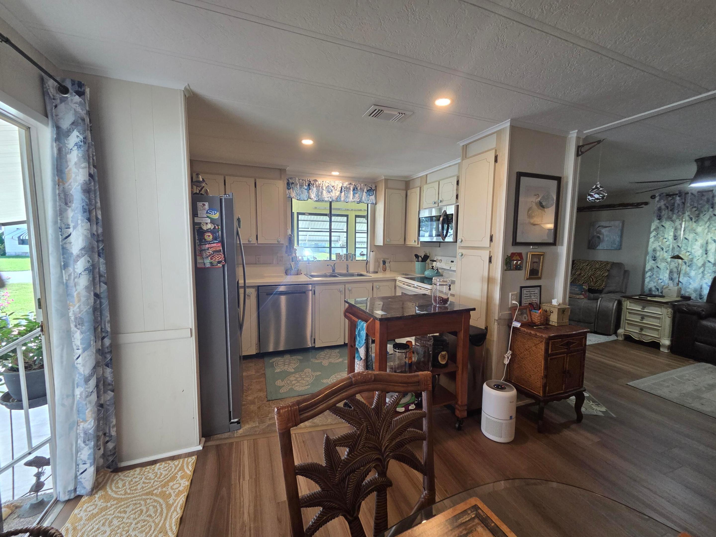 CAMBRIDGE AT HERITAGE RIDGE - Residential