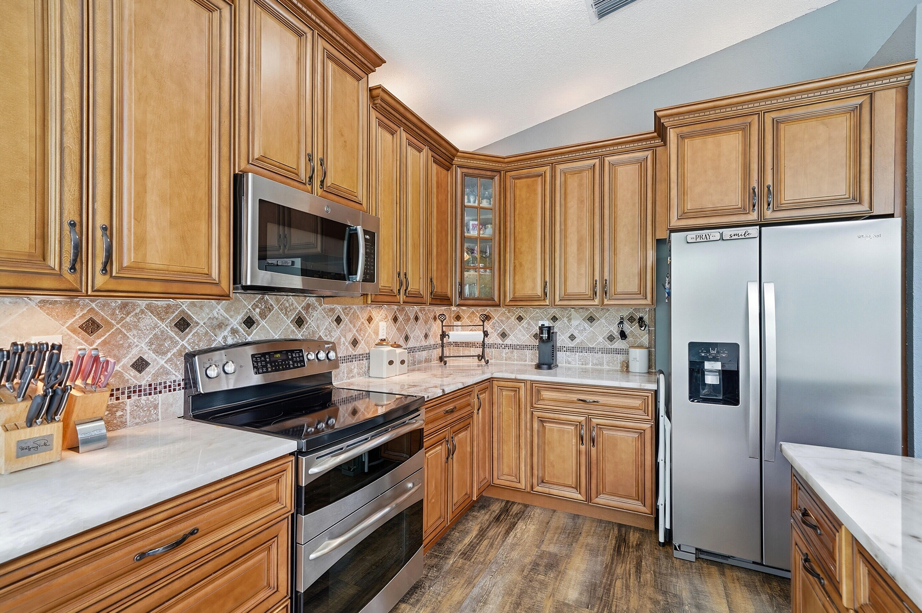 WYNDHAM LAKES - Residential
