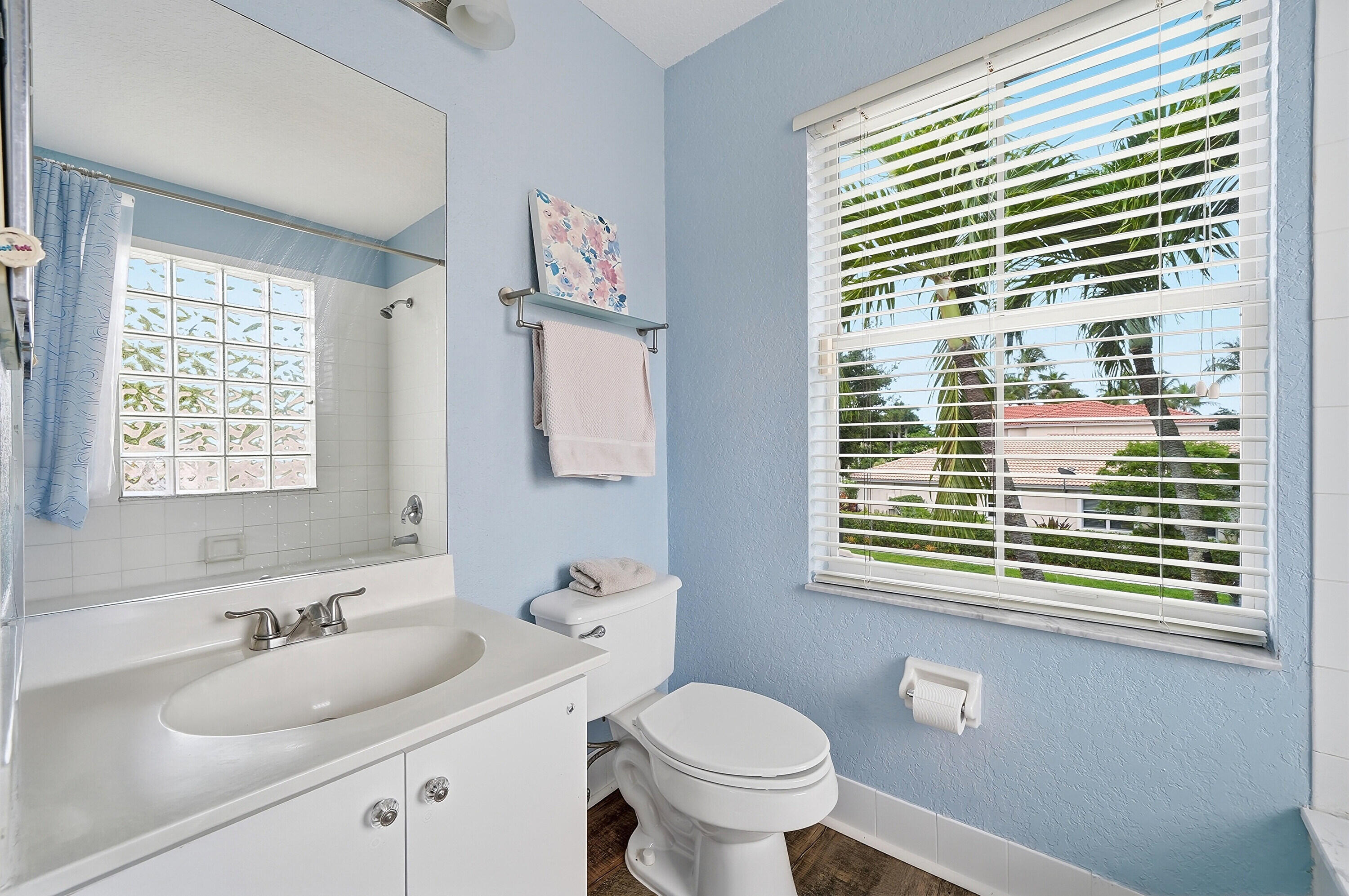 WYNDHAM LAKES - Residential