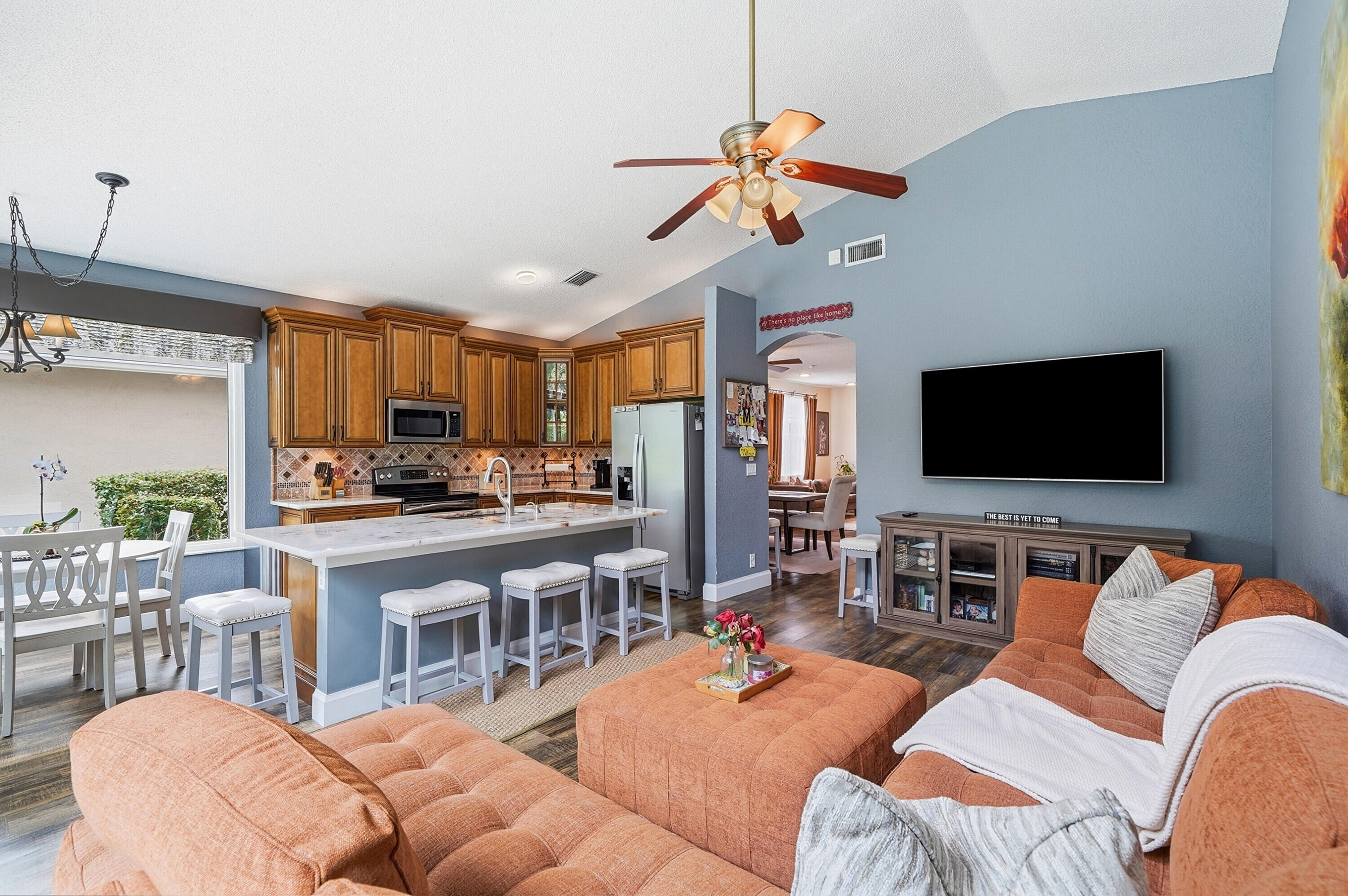 WYNDHAM LAKES - Residential