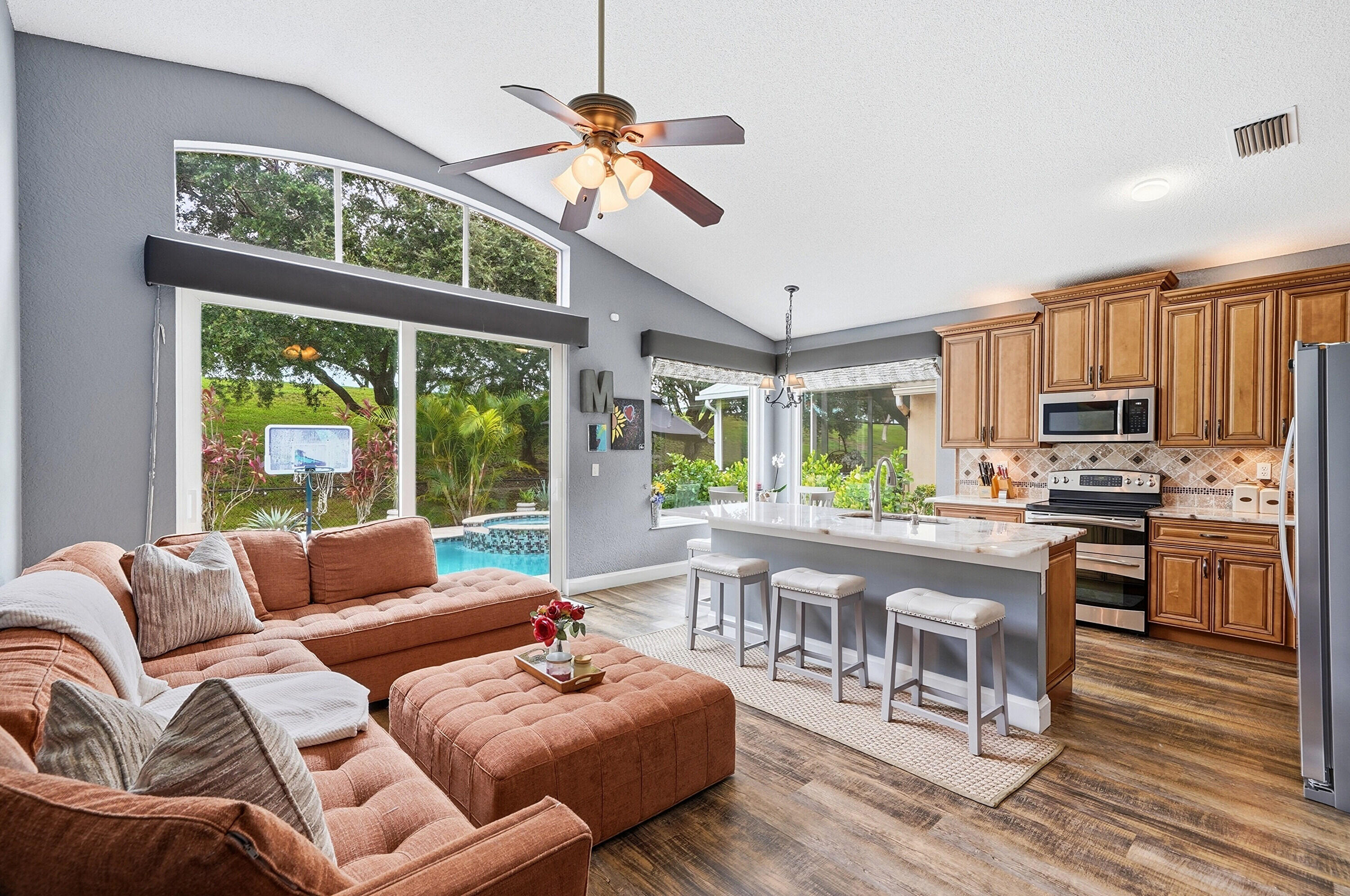 WYNDHAM LAKES - Residential