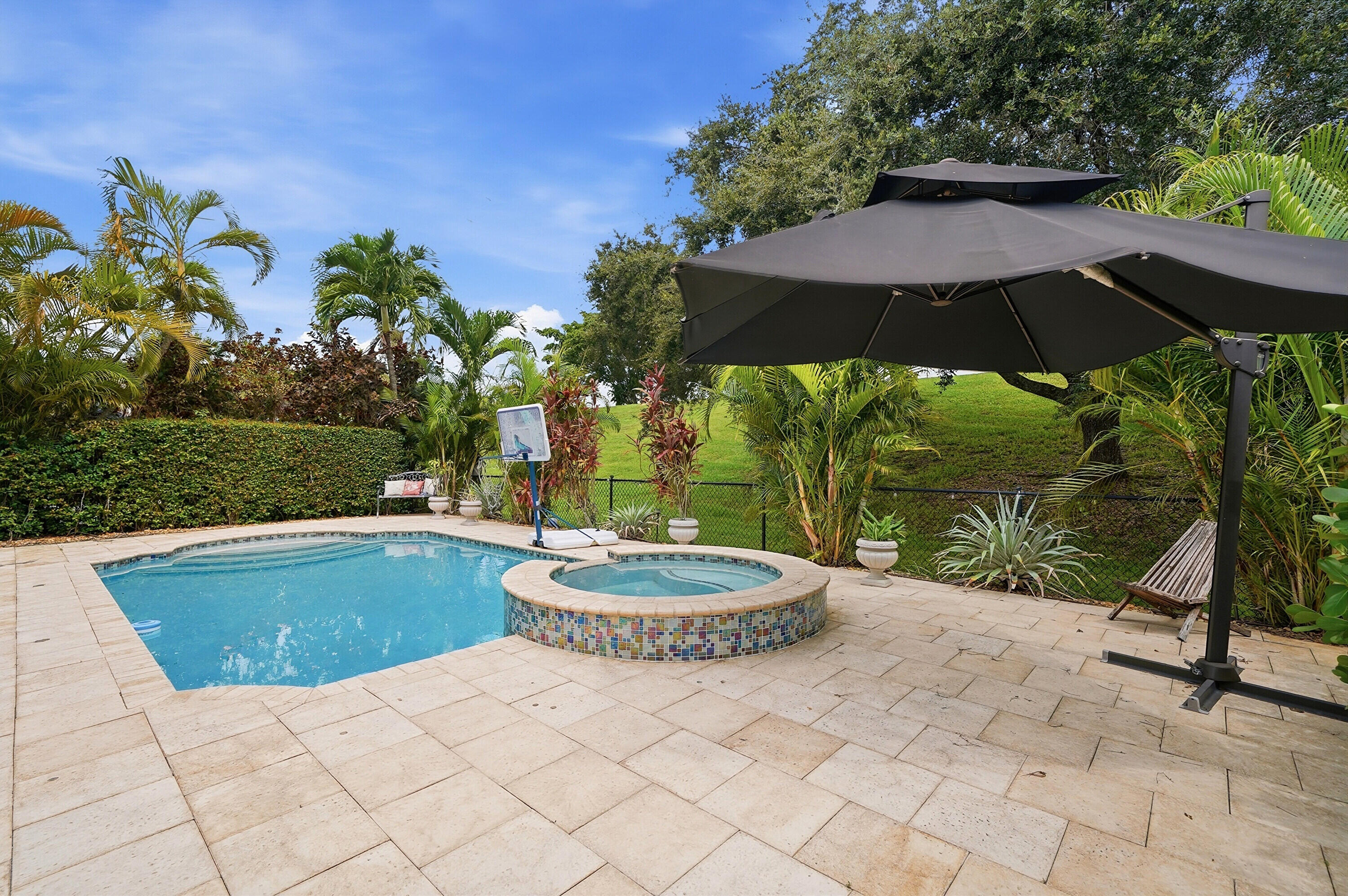 WYNDHAM LAKES - Residential