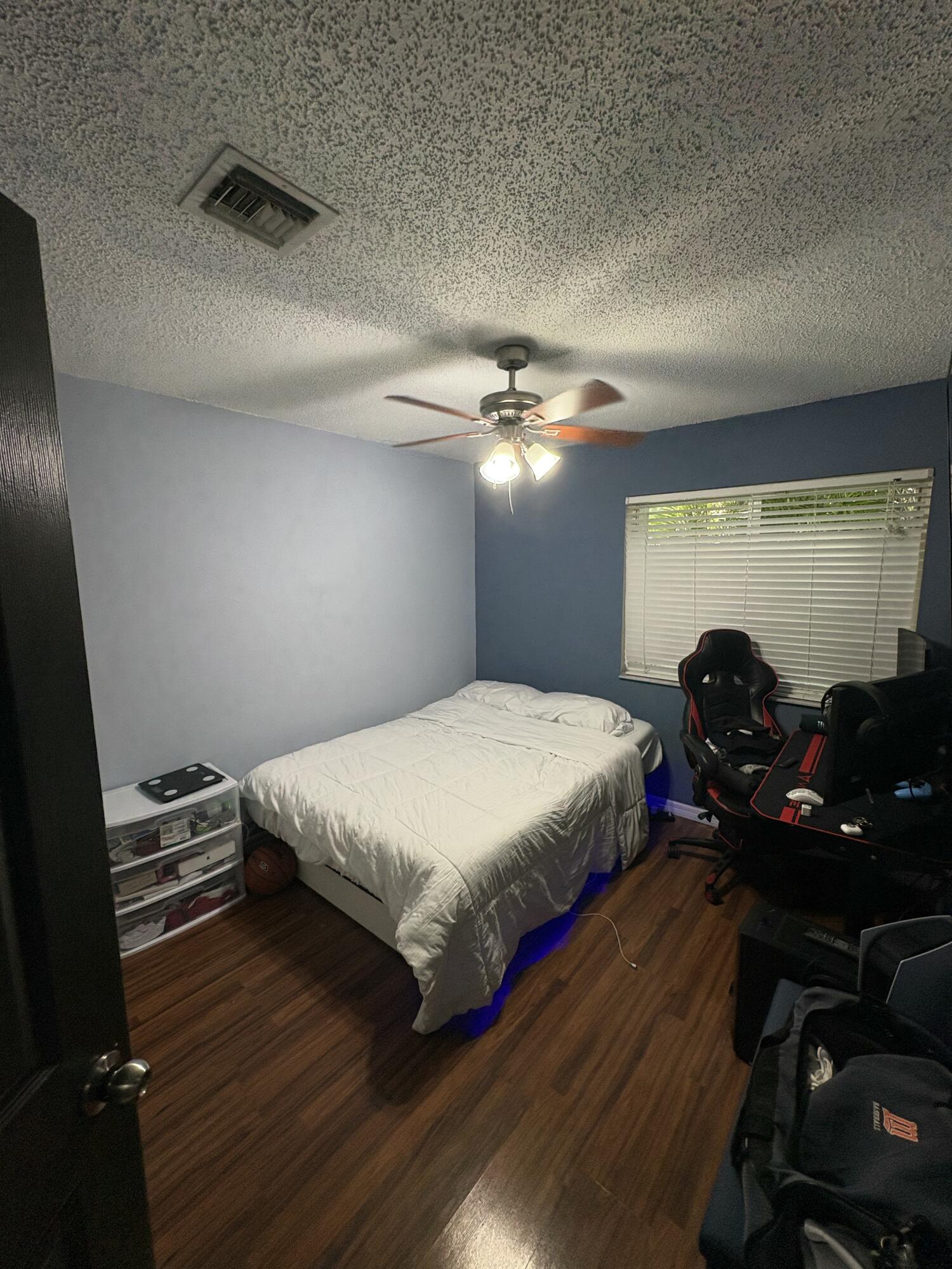CHAPEL TRAIL II - Residential Lease