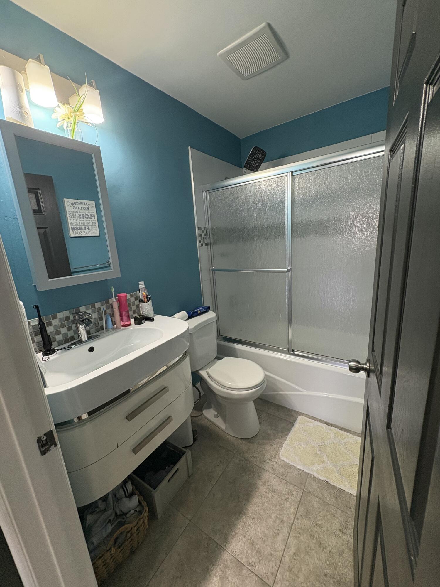 CHAPEL TRAIL II - Residential Lease