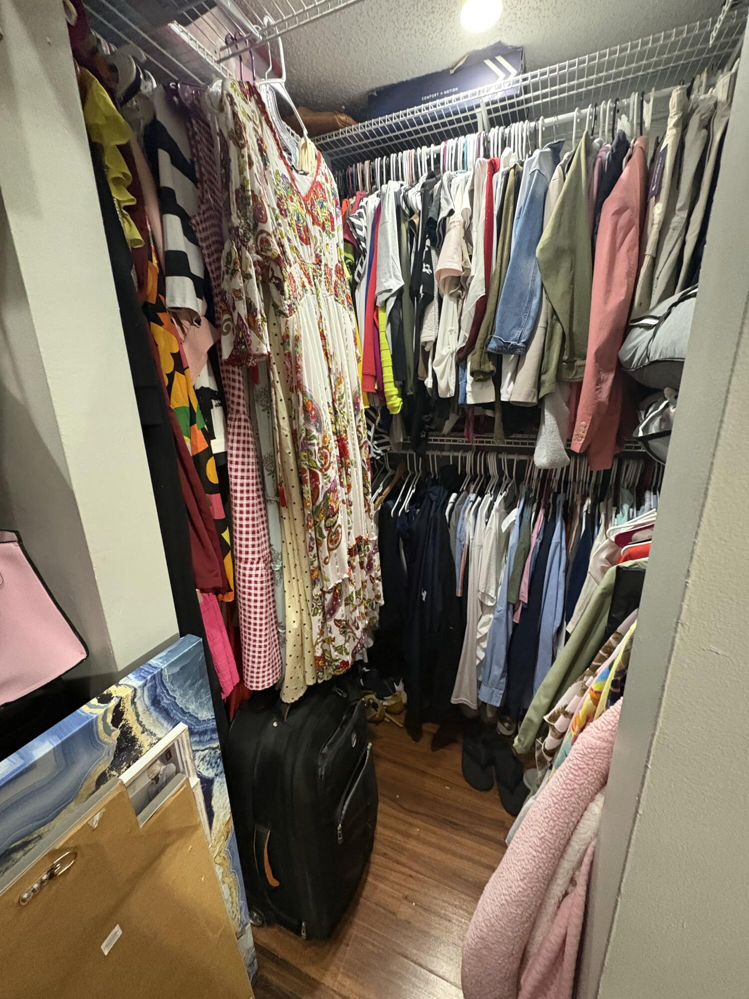 CHAPEL TRAIL II - Residential Lease