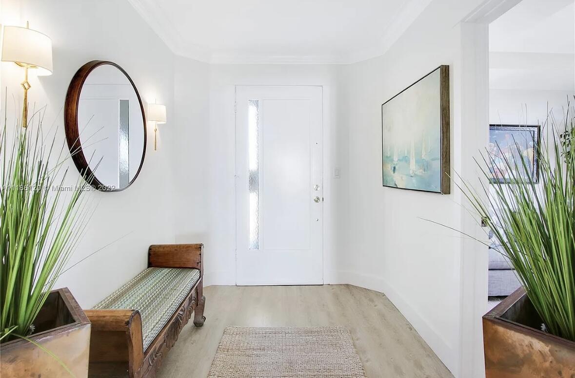 ISLAND HOUSE NORTHEAST CONDO APTS - Residential Lease