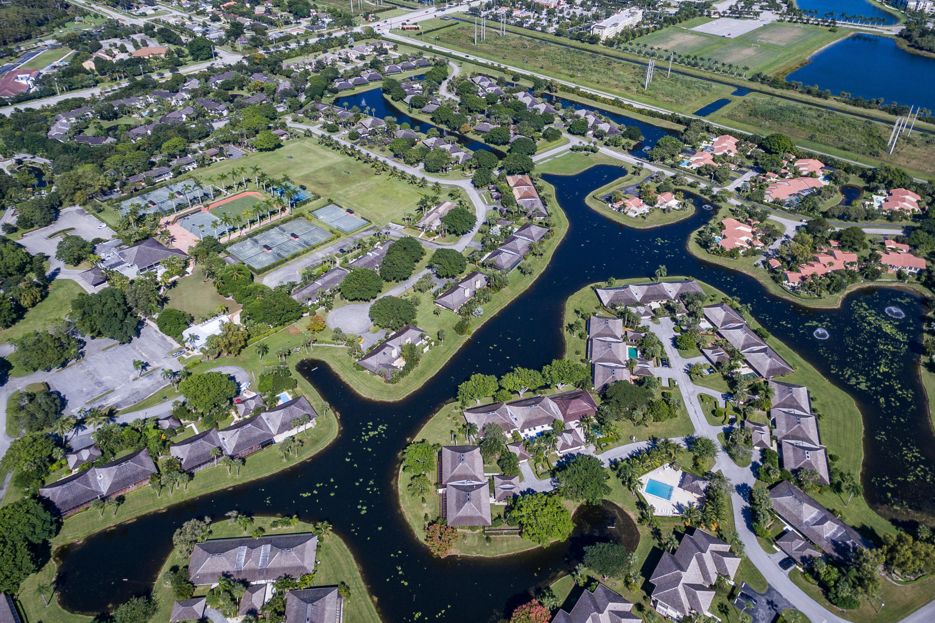 TENNIS LODGES 1 CONDO - Residential