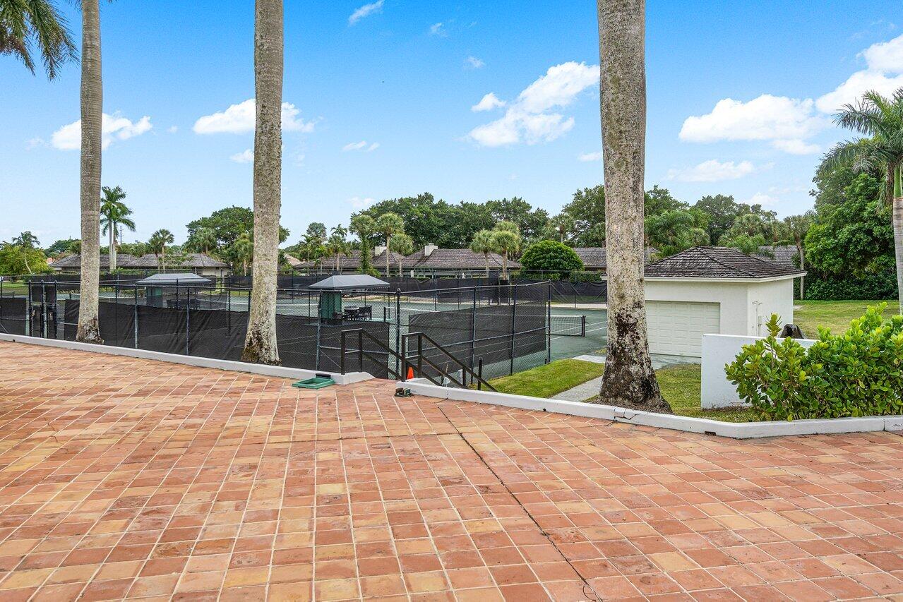TENNIS LODGES 1 CONDO - Residential