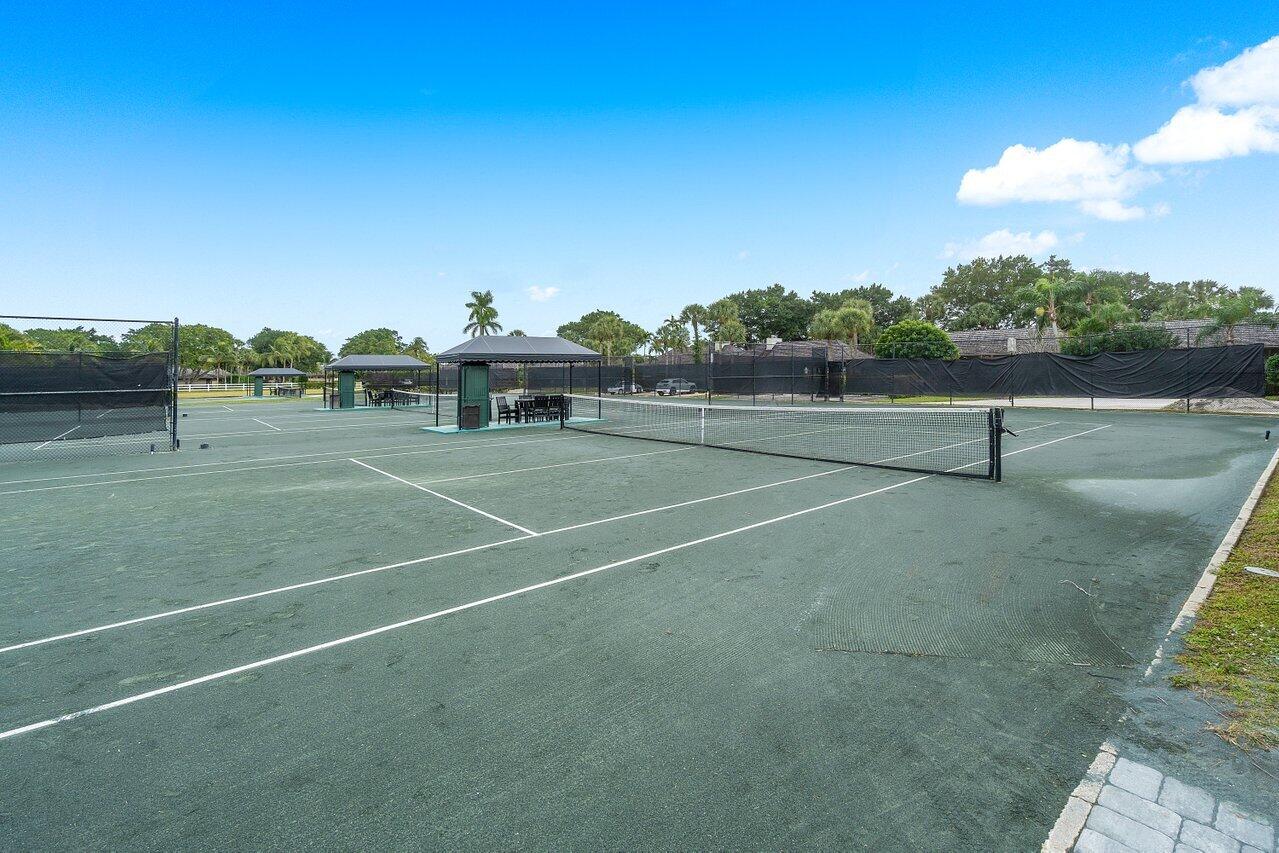 TENNIS LODGES 1 CONDO - Residential