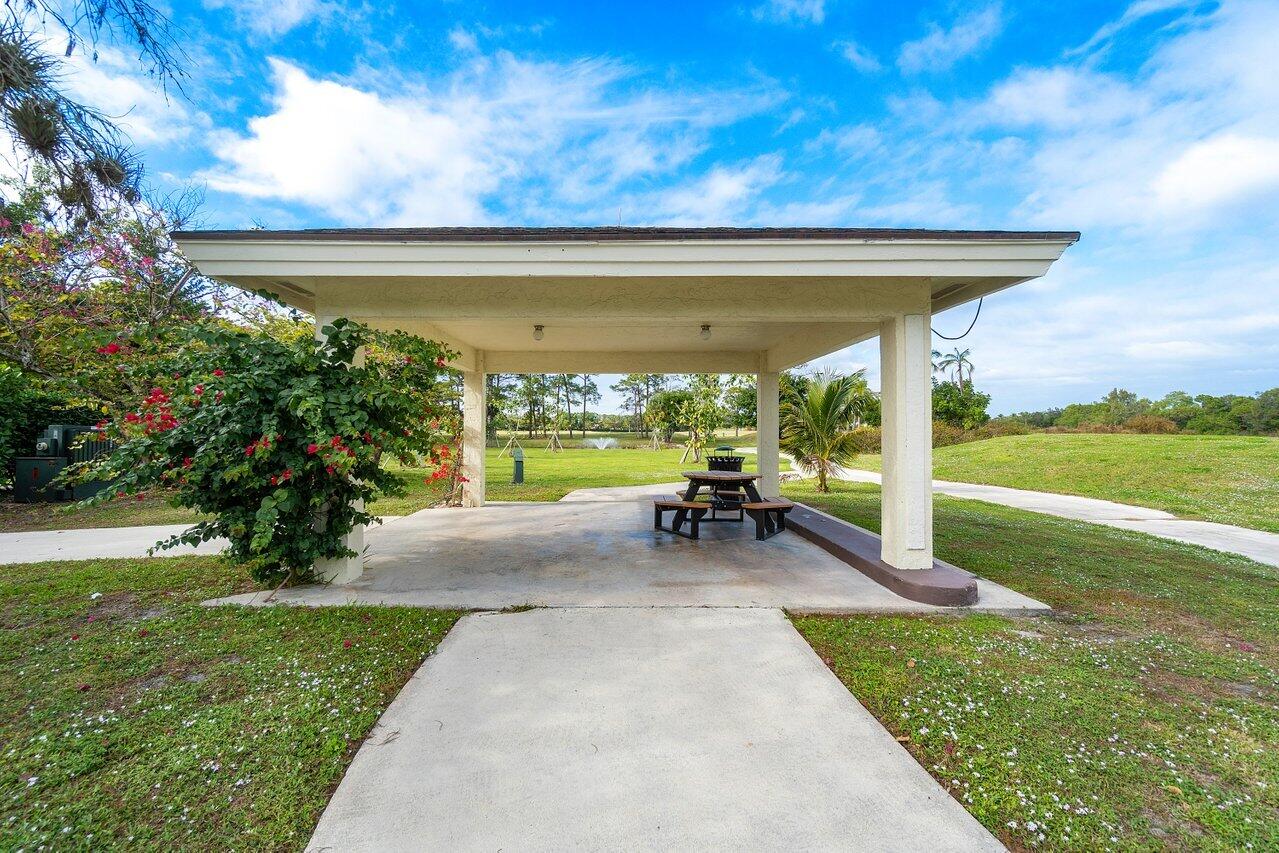 TENNIS LODGES 1 CONDO - Residential