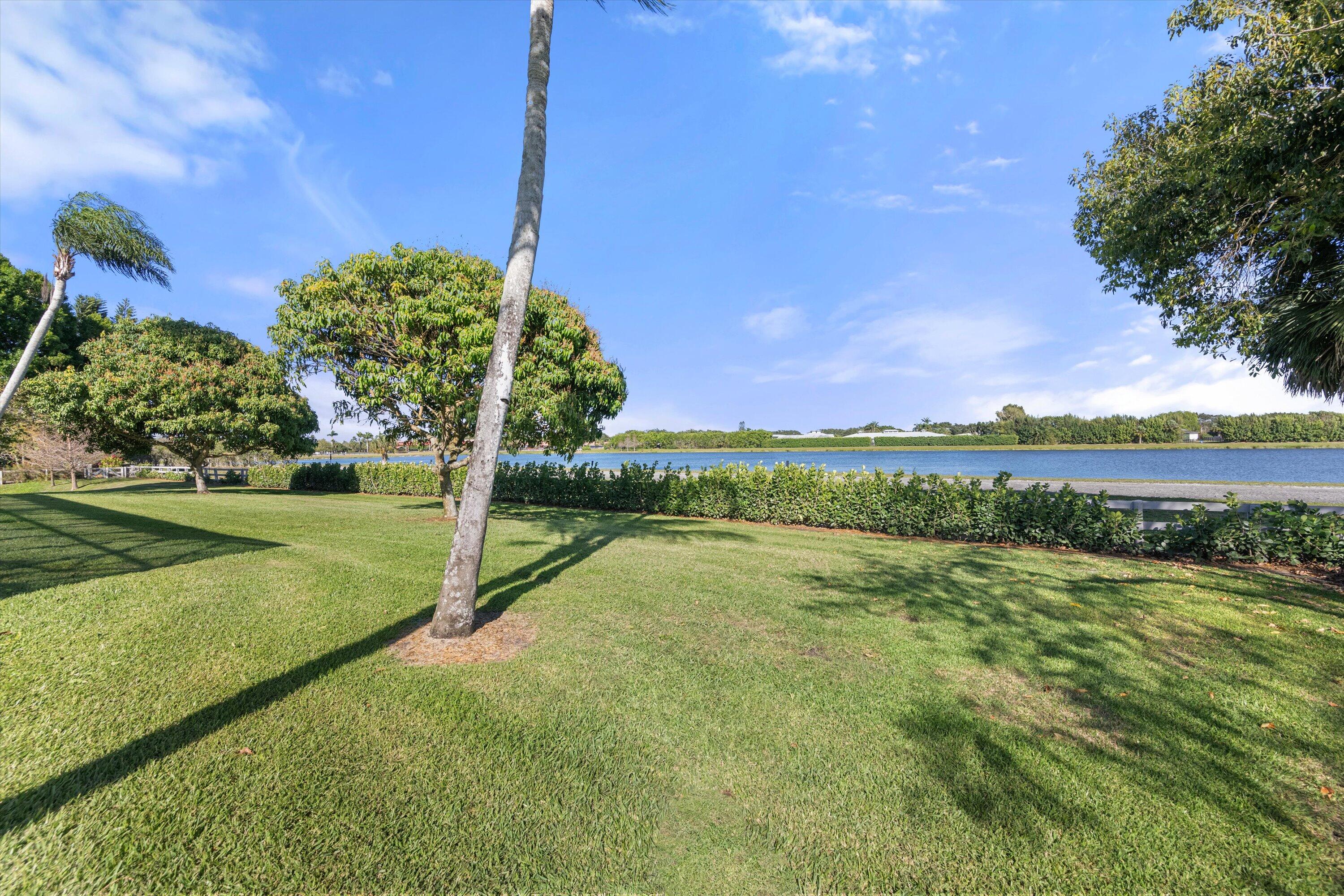SOUTHFIELDS WELLINGTON COUNTRY - Residential