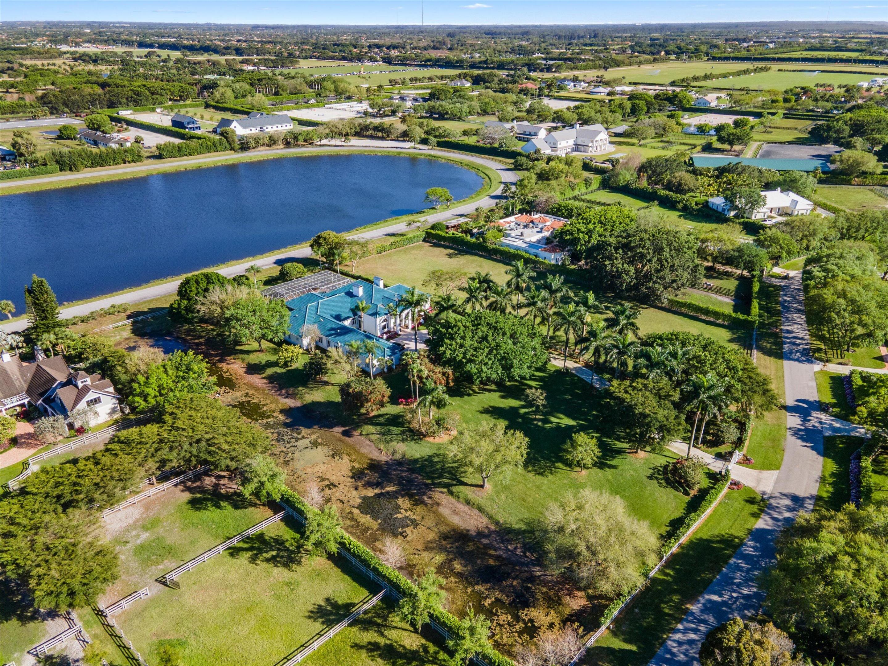 SOUTHFIELDS WELLINGTON COUNTRY - Residential