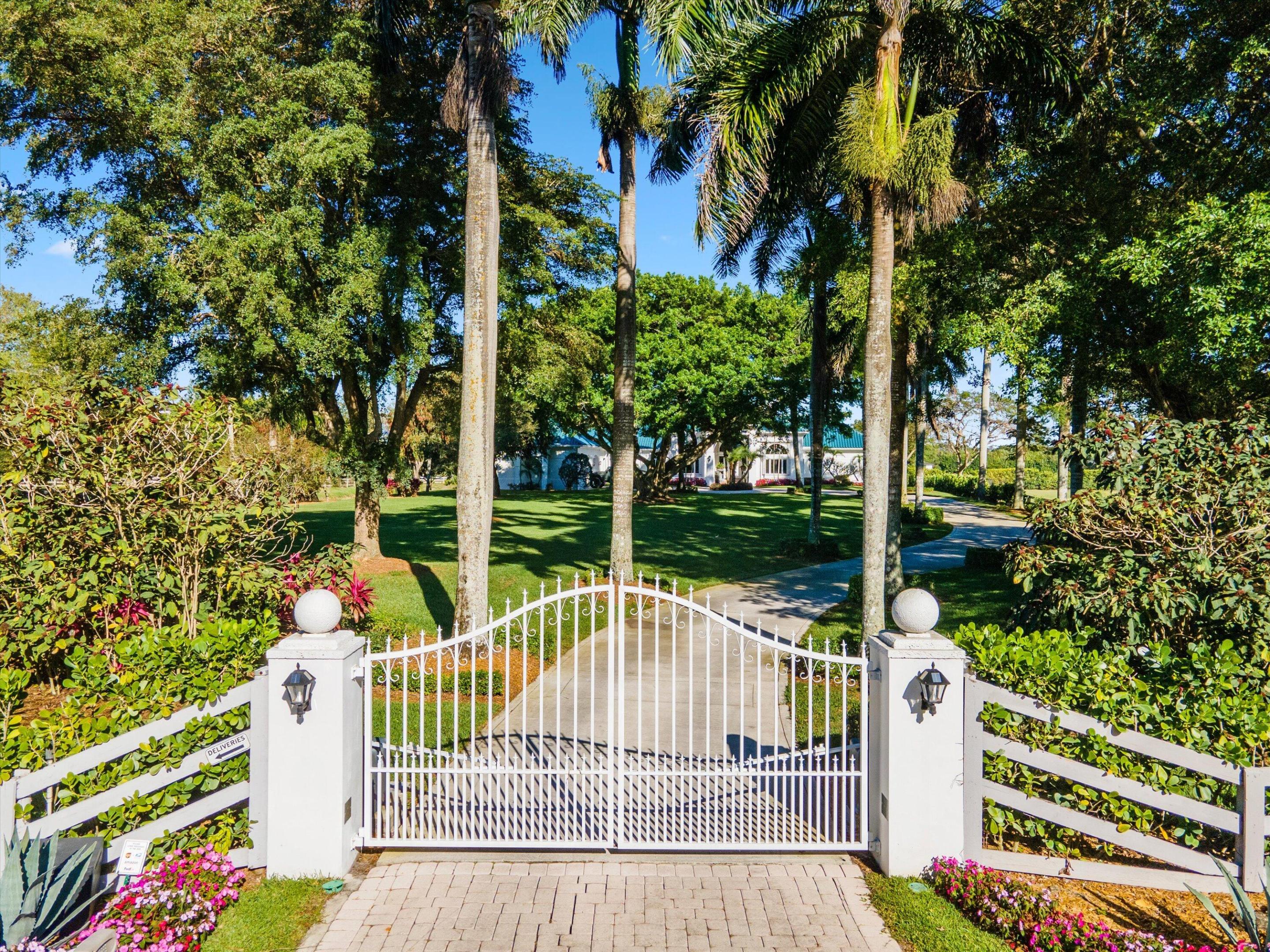 SOUTHFIELDS WELLINGTON COUNTRY - Residential