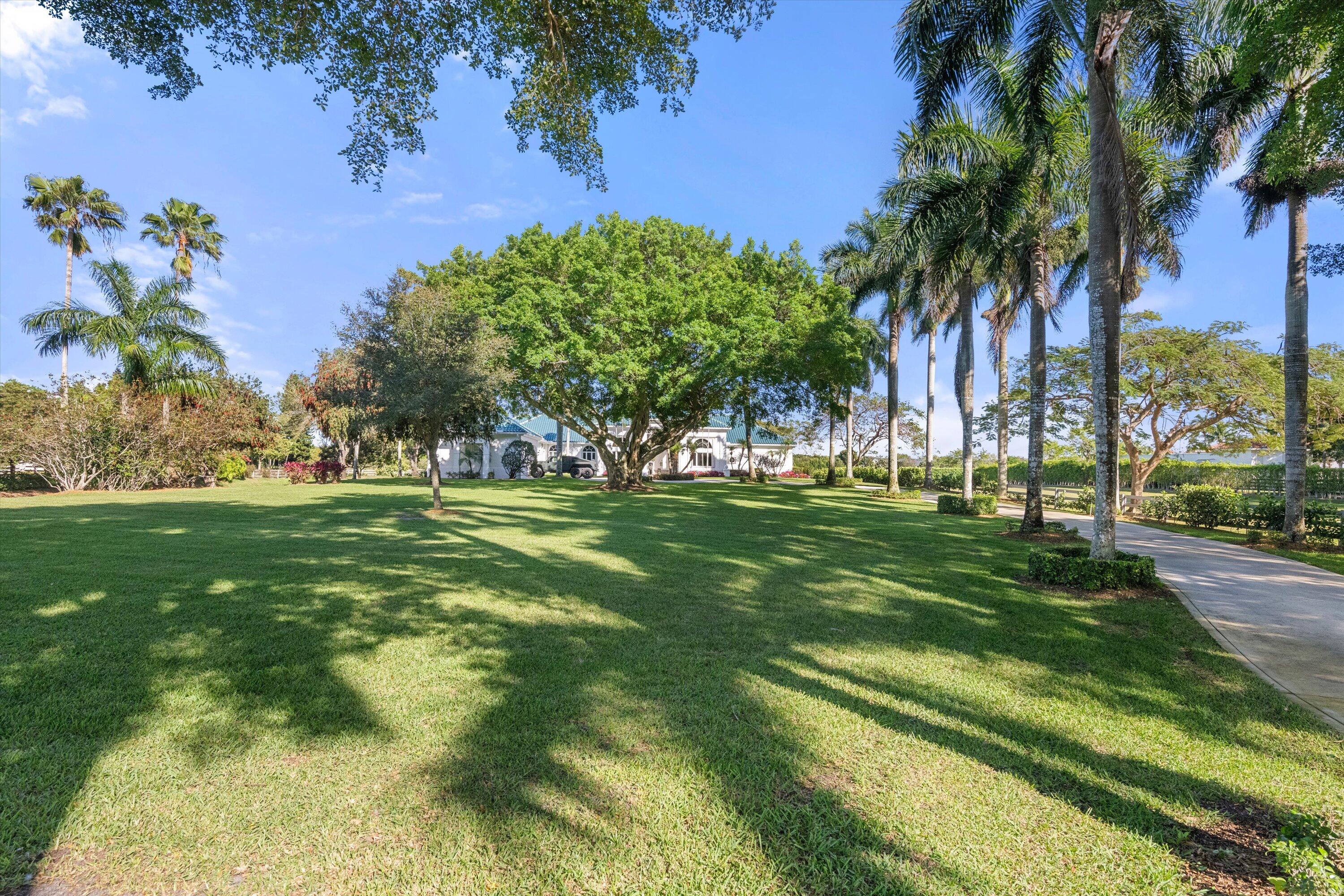 SOUTHFIELDS WELLINGTON COUNTRY - Residential