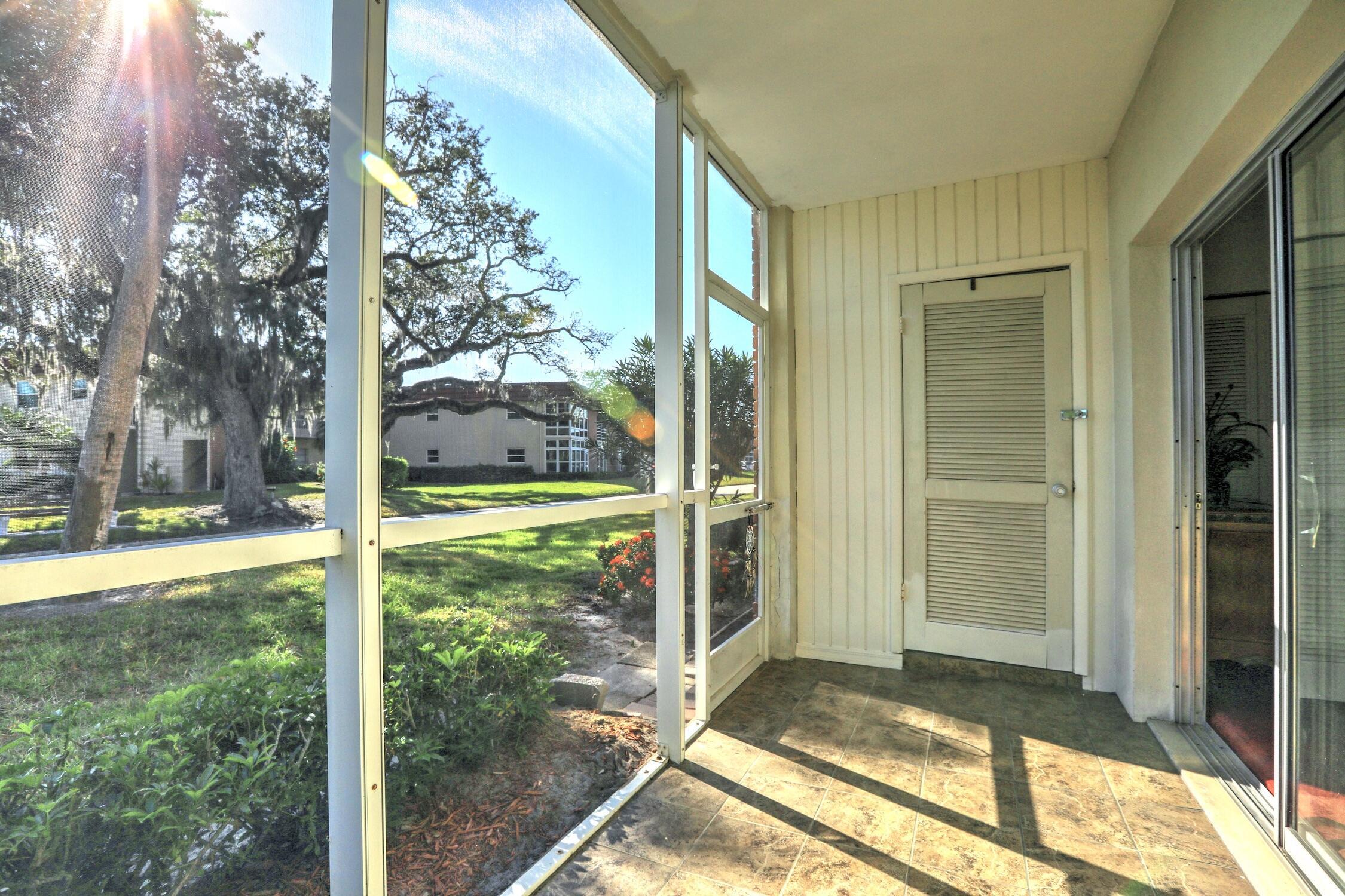 VISTA ROYALE PHASE IV BLDGS 83-111 - Residential