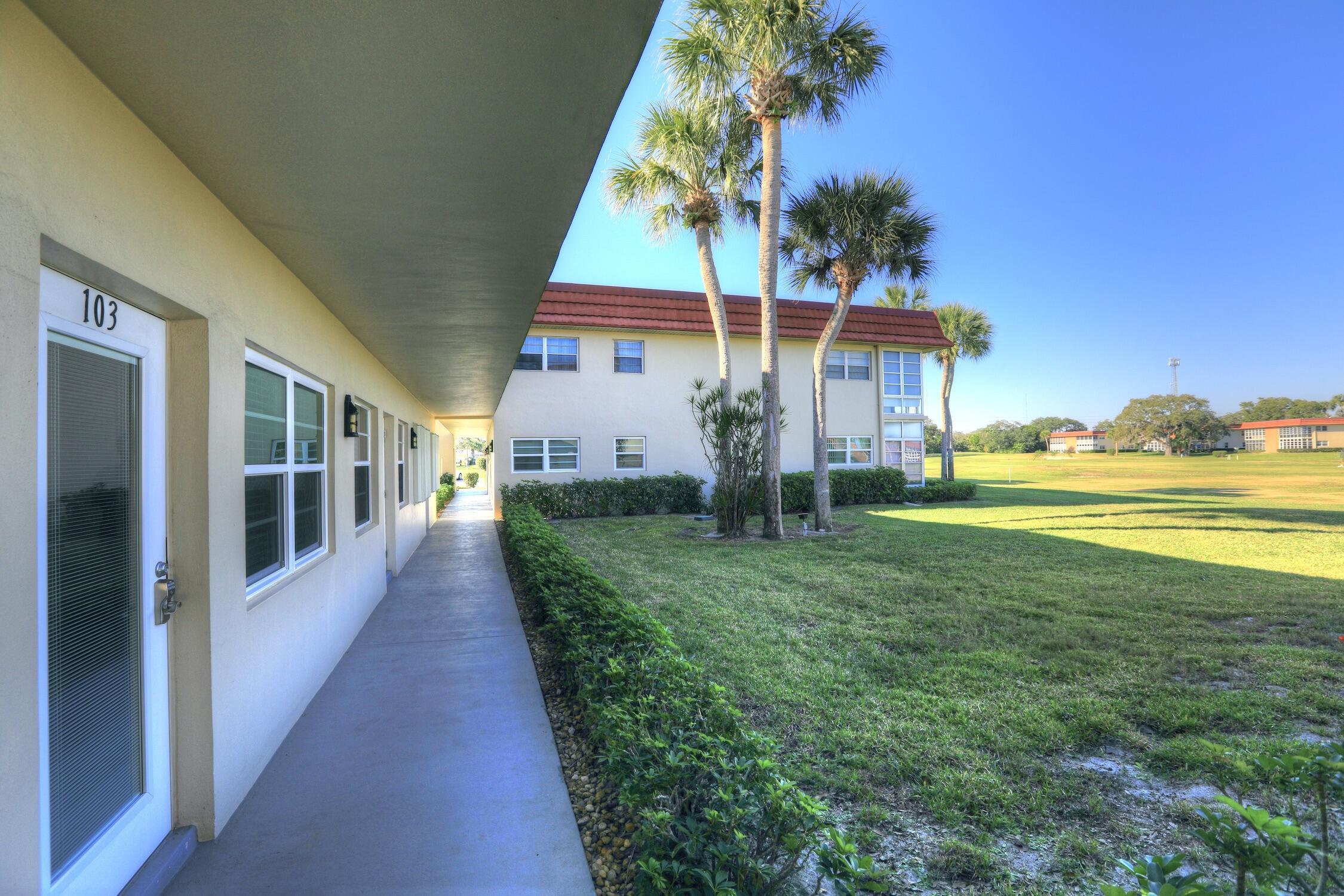 VISTA ROYALE PHASE IV BLDGS 83-111 - Residential