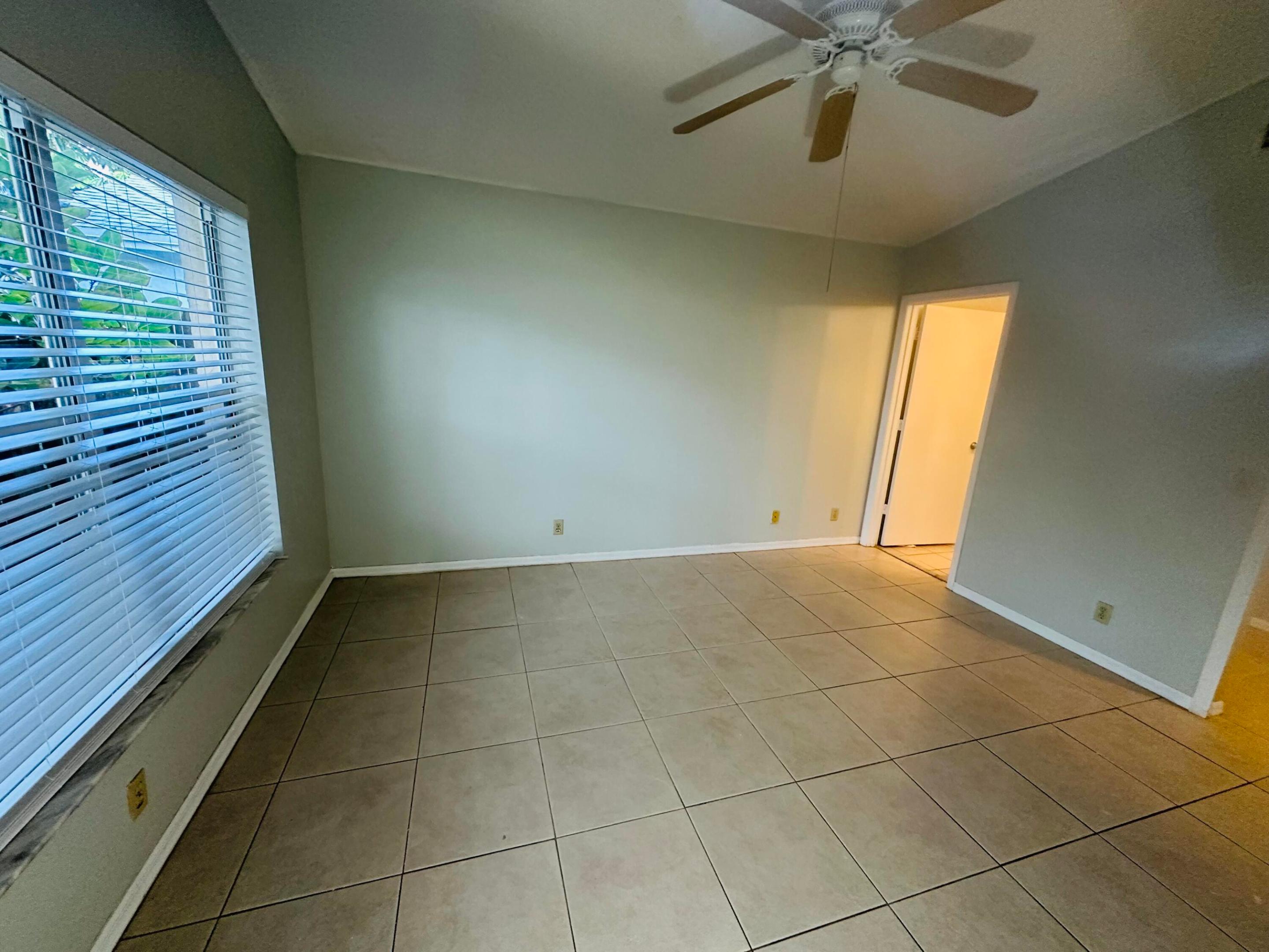 FOXHALL PH 1 - Residential Lease