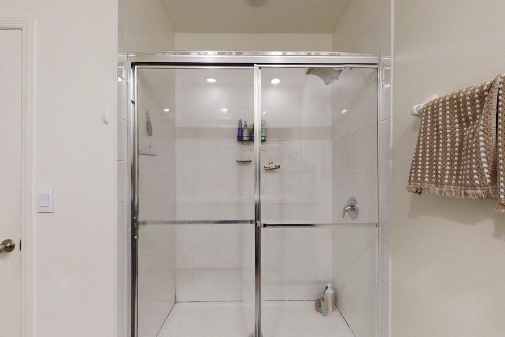 CELEBRATION POINTE - Residential